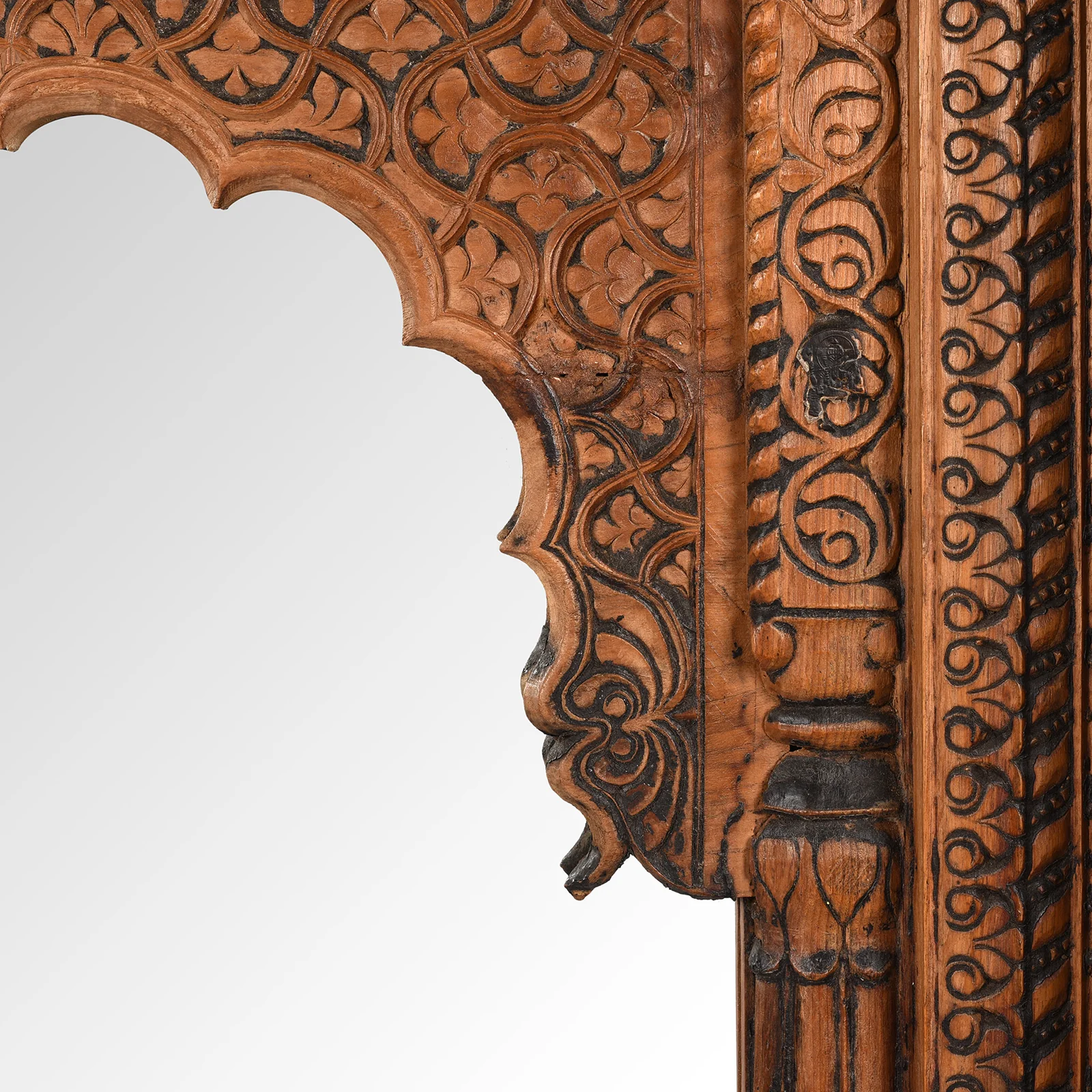 Carved Teak Window Mirror From Maharashtra - 19th Century - Image 4
