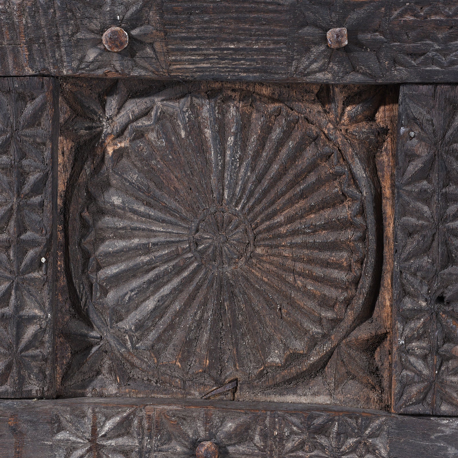 Tribal Carved Cedar Door Panel From Kullu - 19th Century - Image 6