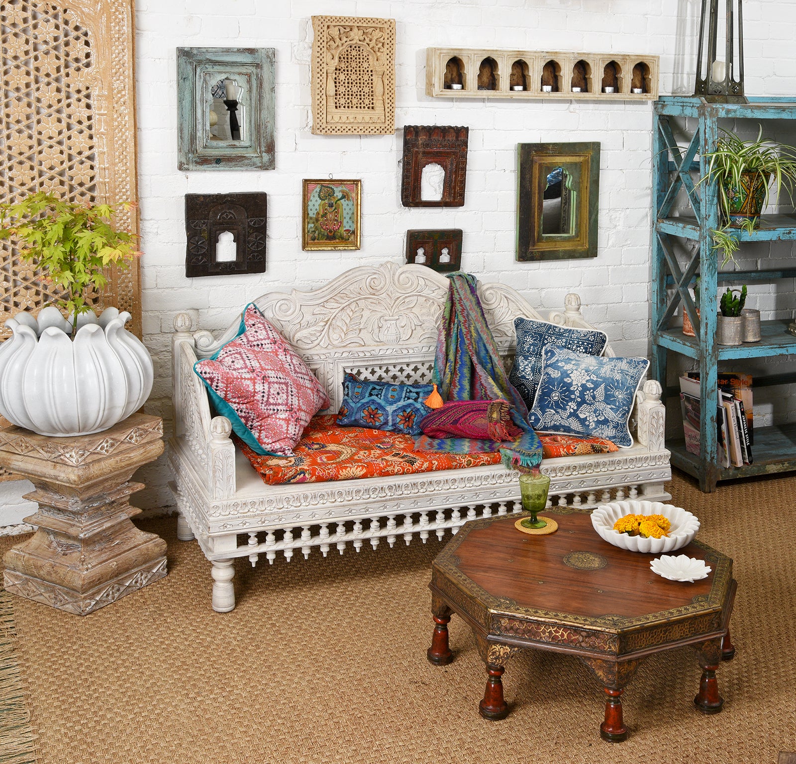 Carved & Limed Mango Wood Daybed - Image 3