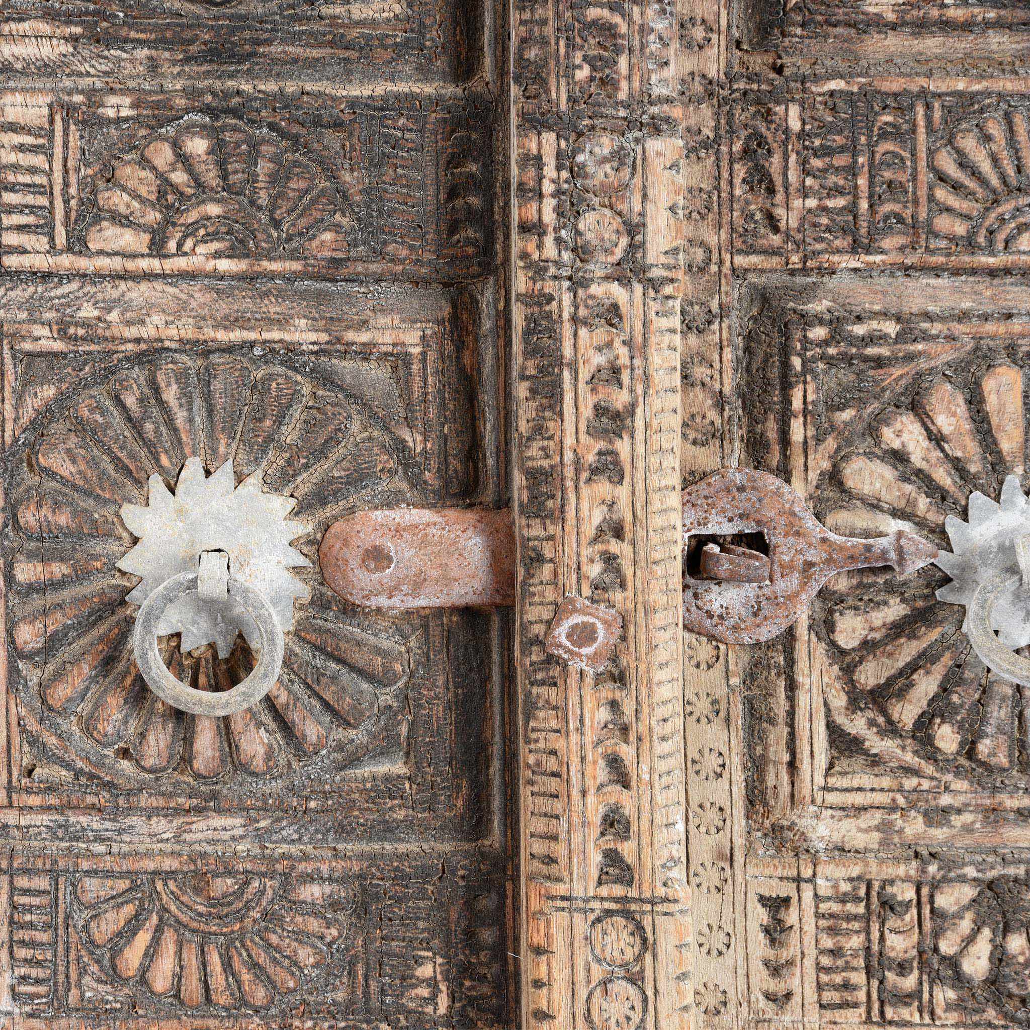 Old Carved Indian Window From Rajasthan - 19thC - Image 3