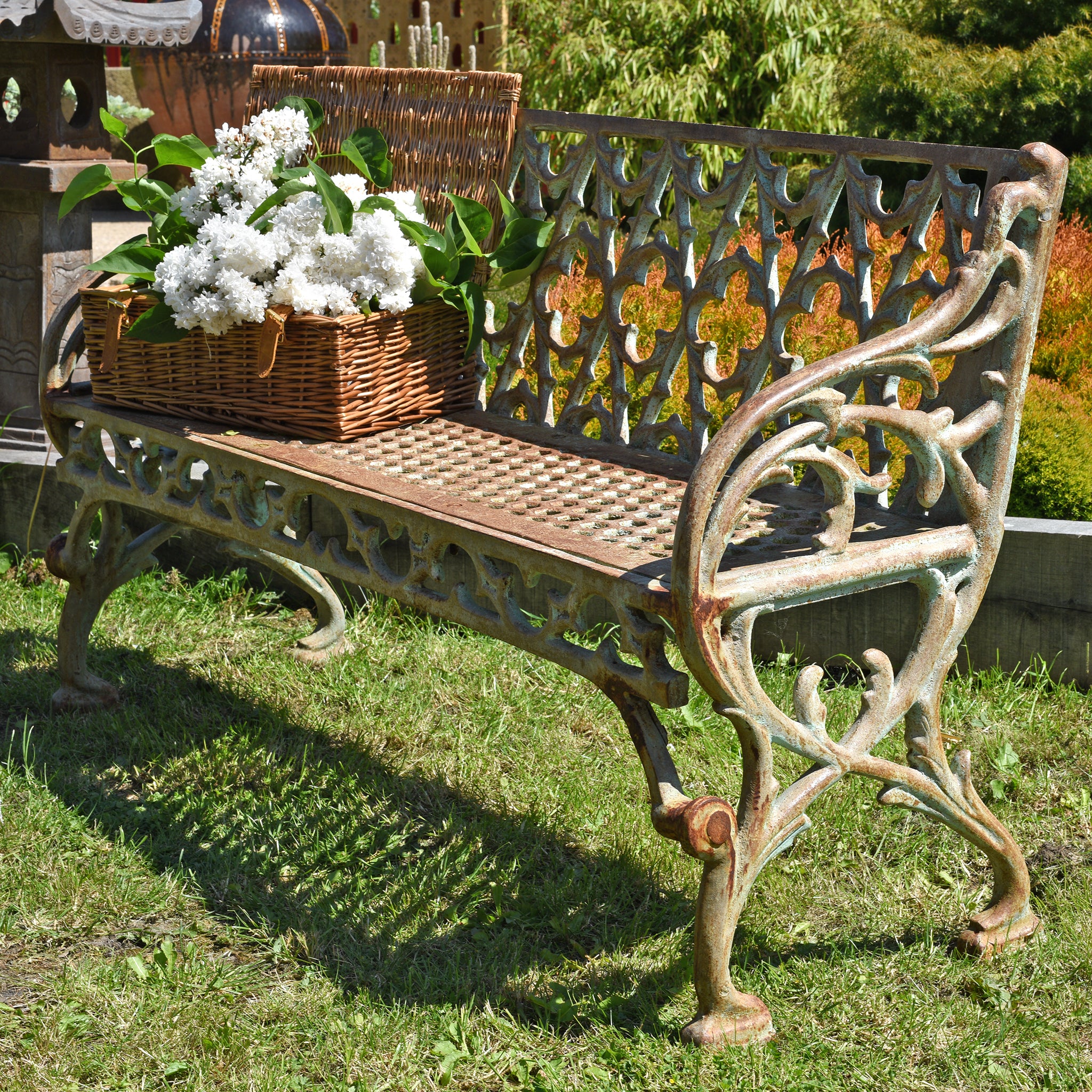 Neo Gothic Style Cast Iron Garden Bench - Image 3