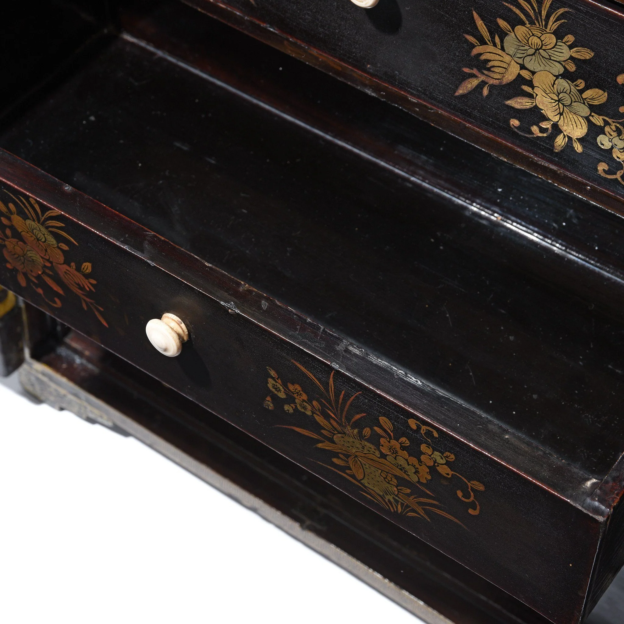 Gilt Black Lacquer Jewellery Cabinet - Early 19thC - Image 11