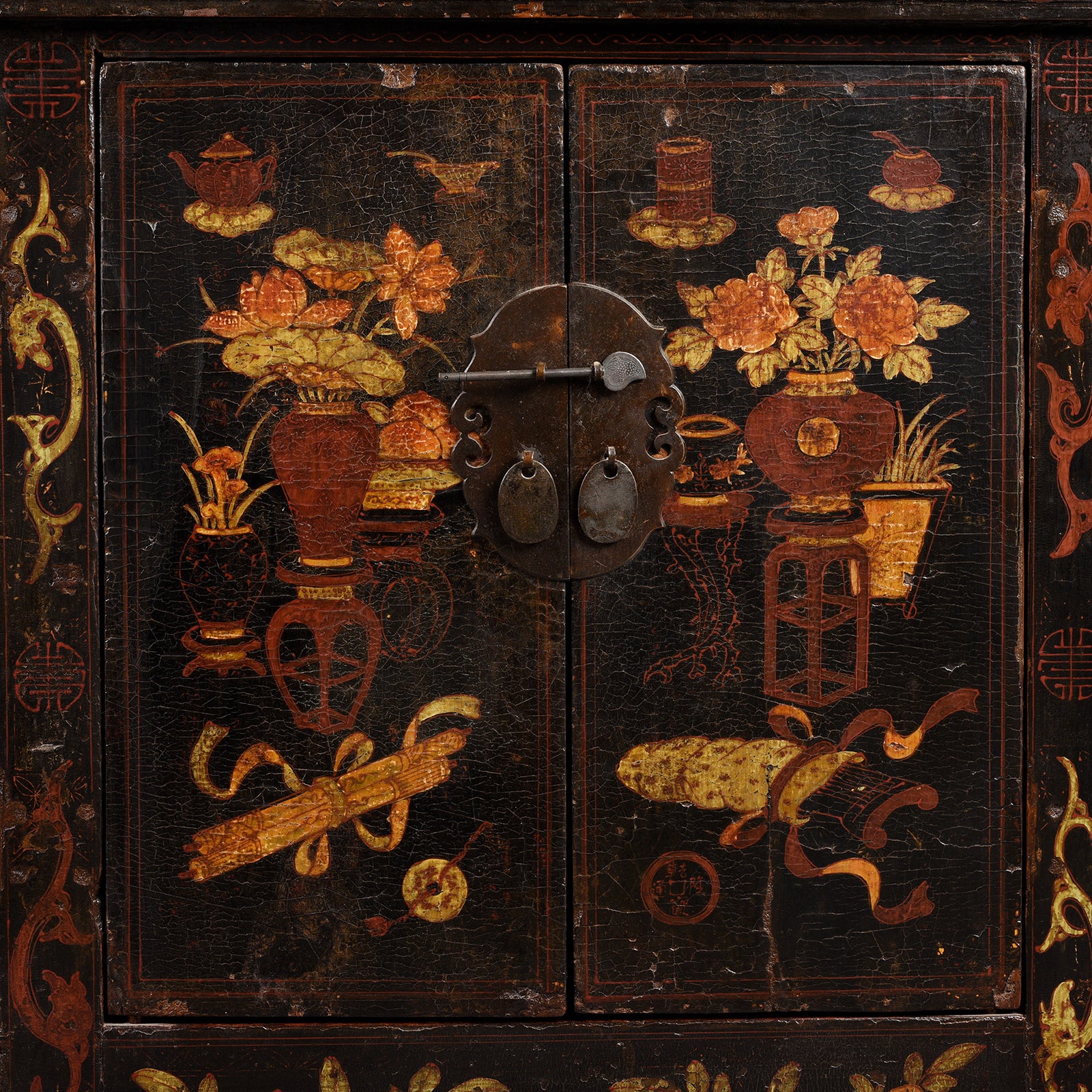 Chinese Black Lacquer Elm Sideboard - 19thC - Image 10