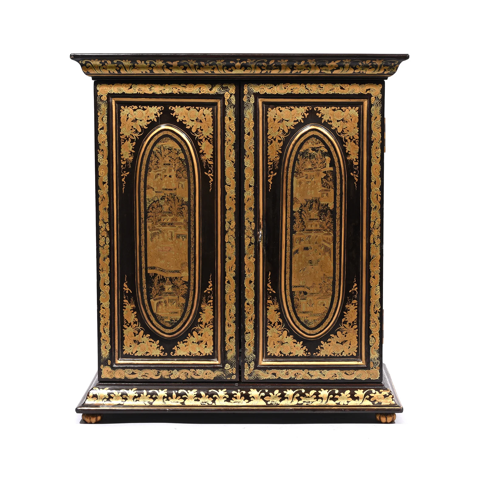 Gilt Black Lacquer Chinese Export Jewellery Cabinet - Early 19thC