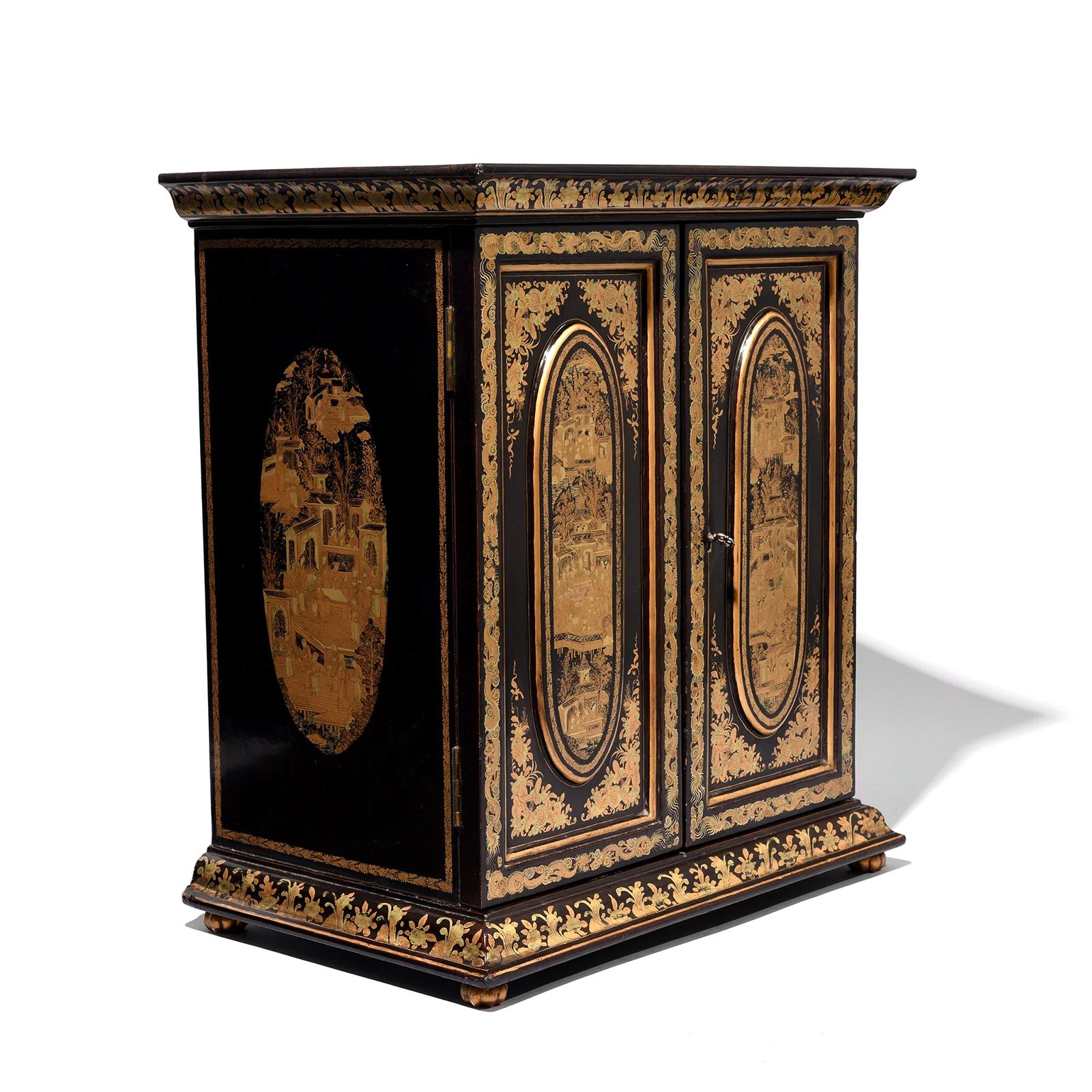 Gilt Black Lacquer Chinese Export Jewellery Cabinet - Early 19thC - Image 4