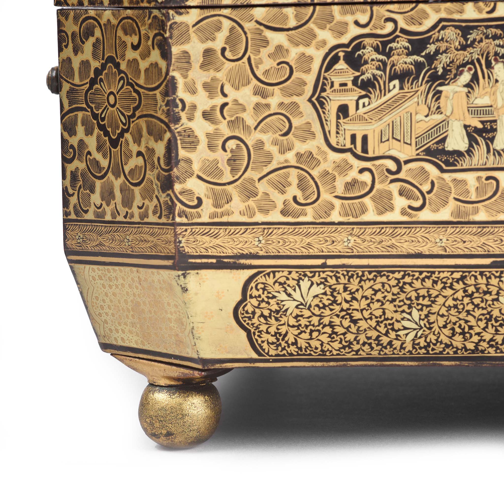 Gilt Black Lacquer Chinese Export Sewing Box - Early 19th Century - Image 15