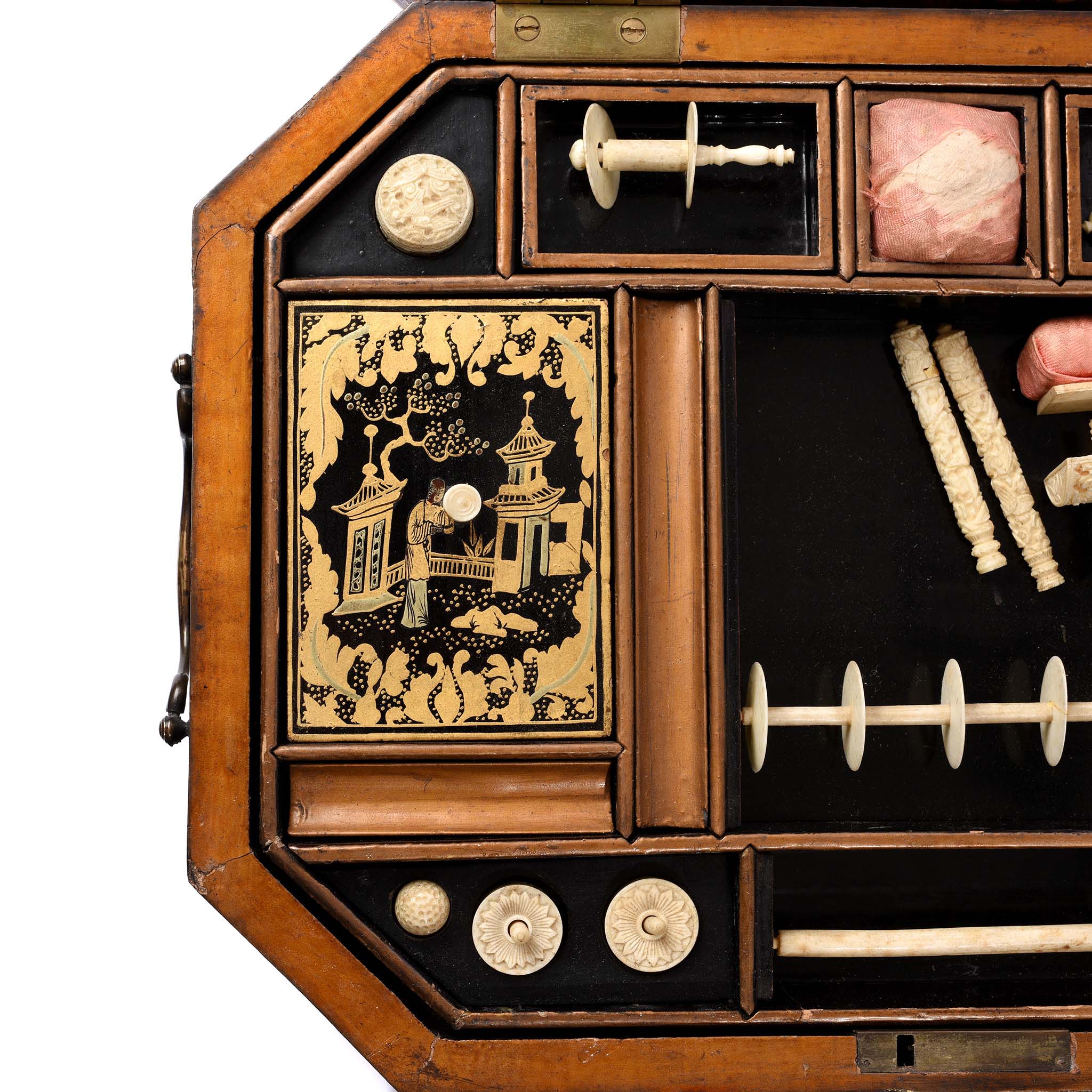 Chinese Export Lacquer Sewing Box - Qing Dynasty Early 19thC - Image 5