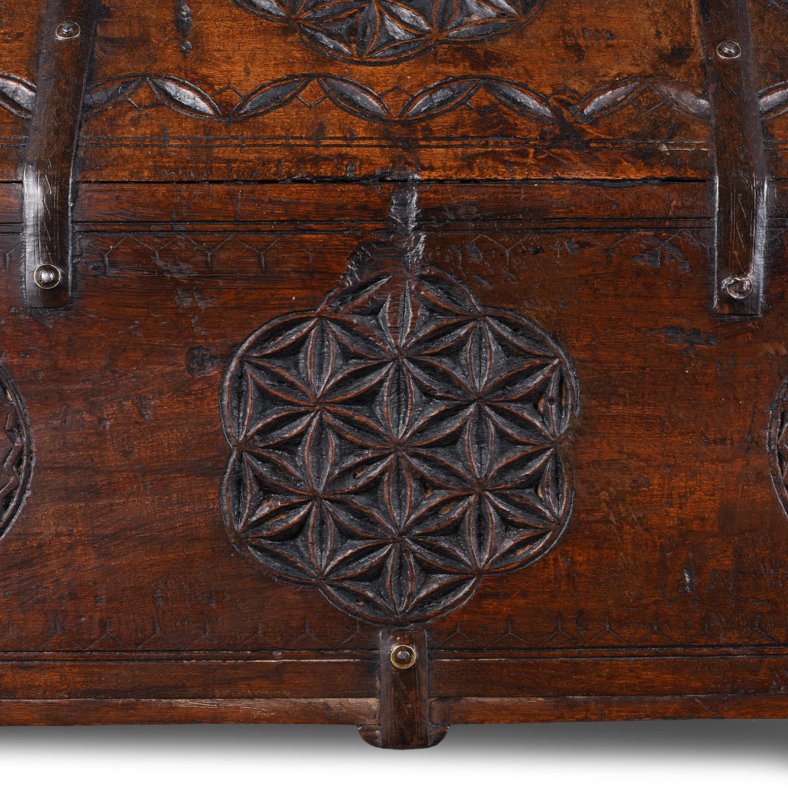 Chip Carved Dowry Hut Box From Jaisalmer - 19th Century - Image 7