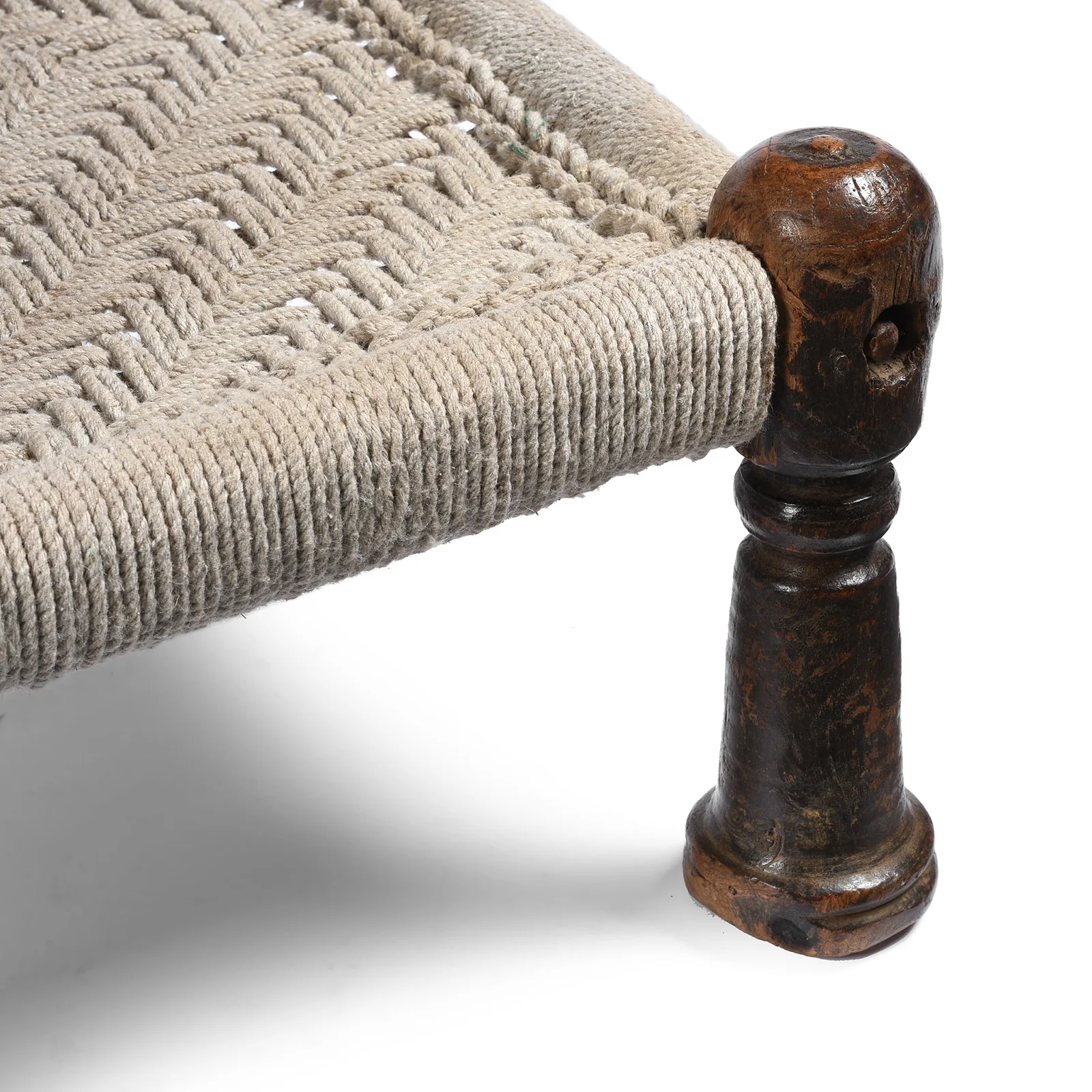 Chip Carved Low Pidha Chair From Shekhawati - 19th Century - Image 8