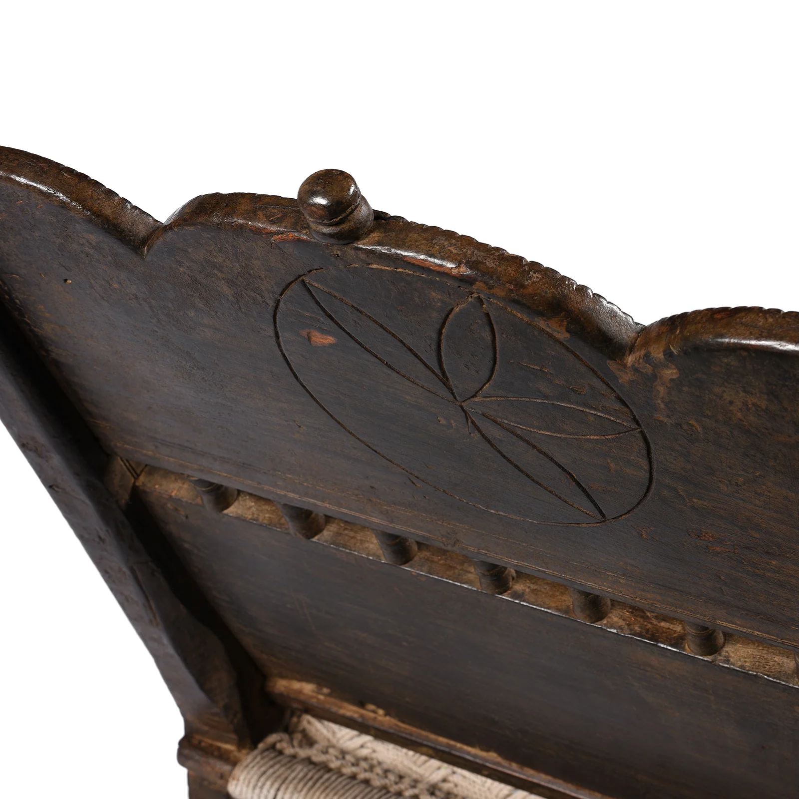 Chip Carved Low Pidha Chair From Shekhawati - 19th Century - Image 9