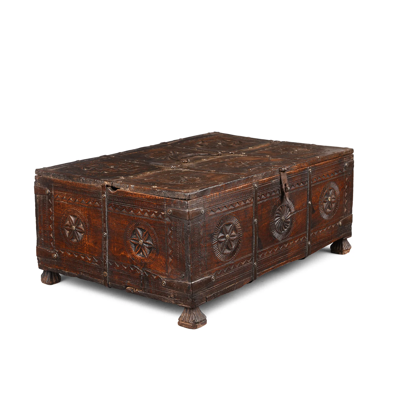 Chip Carved Merchants Box From Rajasthan - 19th Century - Image 2