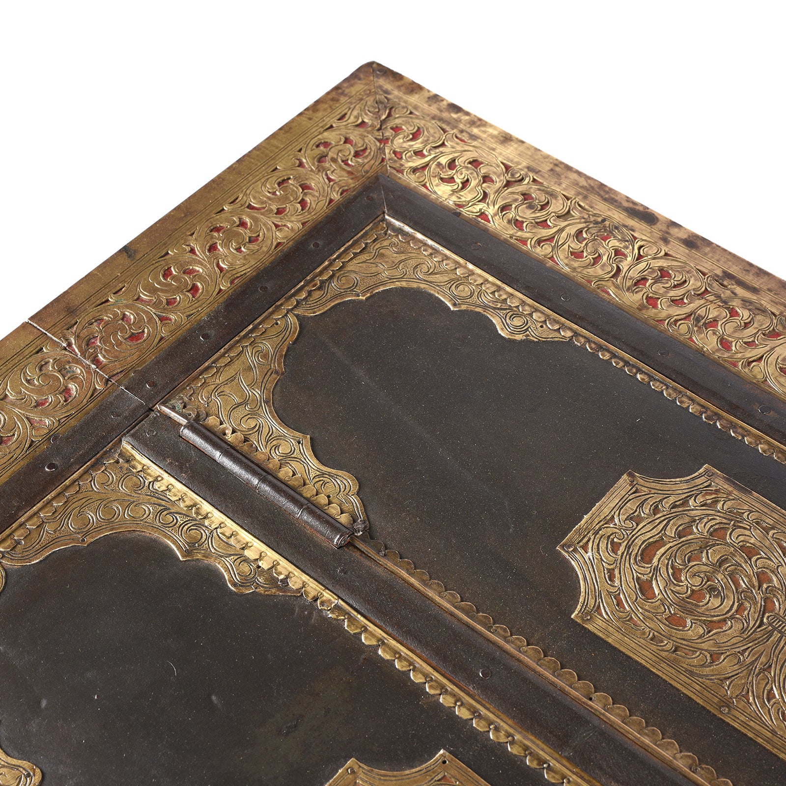 Brass & Iron Trousseau Box From Shekhawati - 19th Century - Image 8