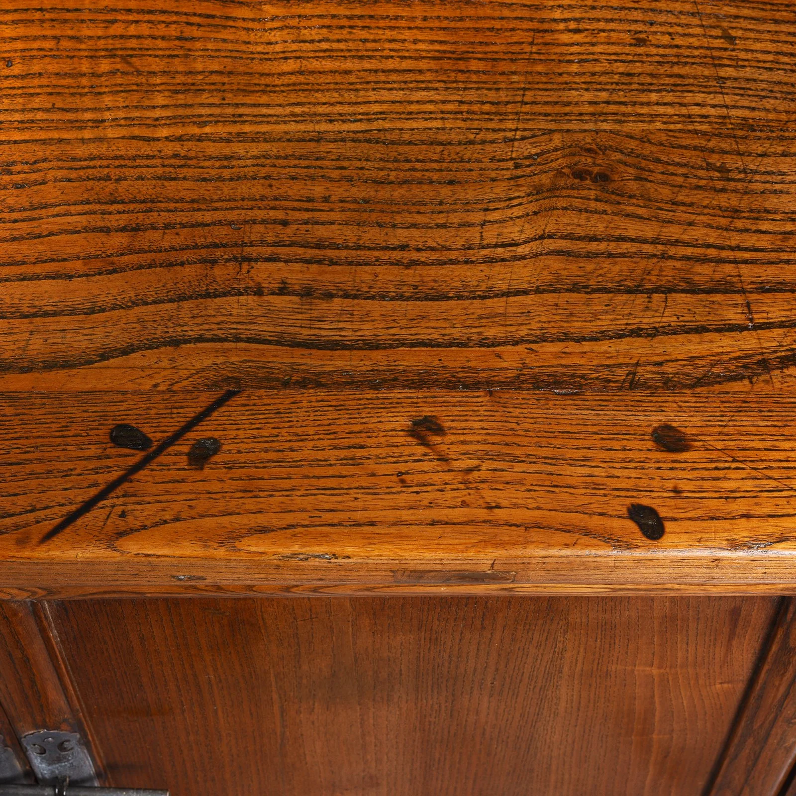 Elm Tapered Cabinet From Shanxi - 19thC - Image 10
