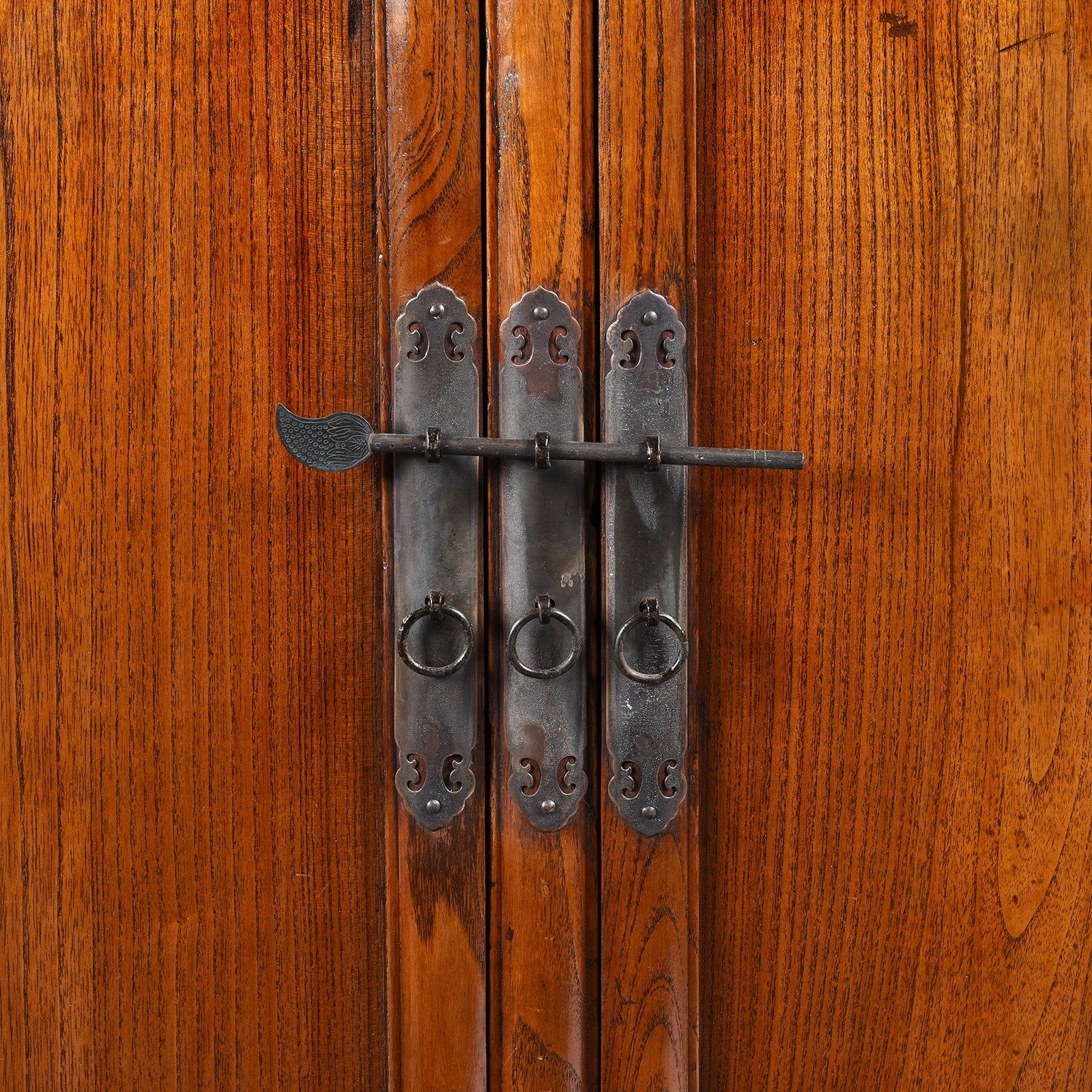 Elm Tapered Cabinet From Shanxi - 19thC - Image 7