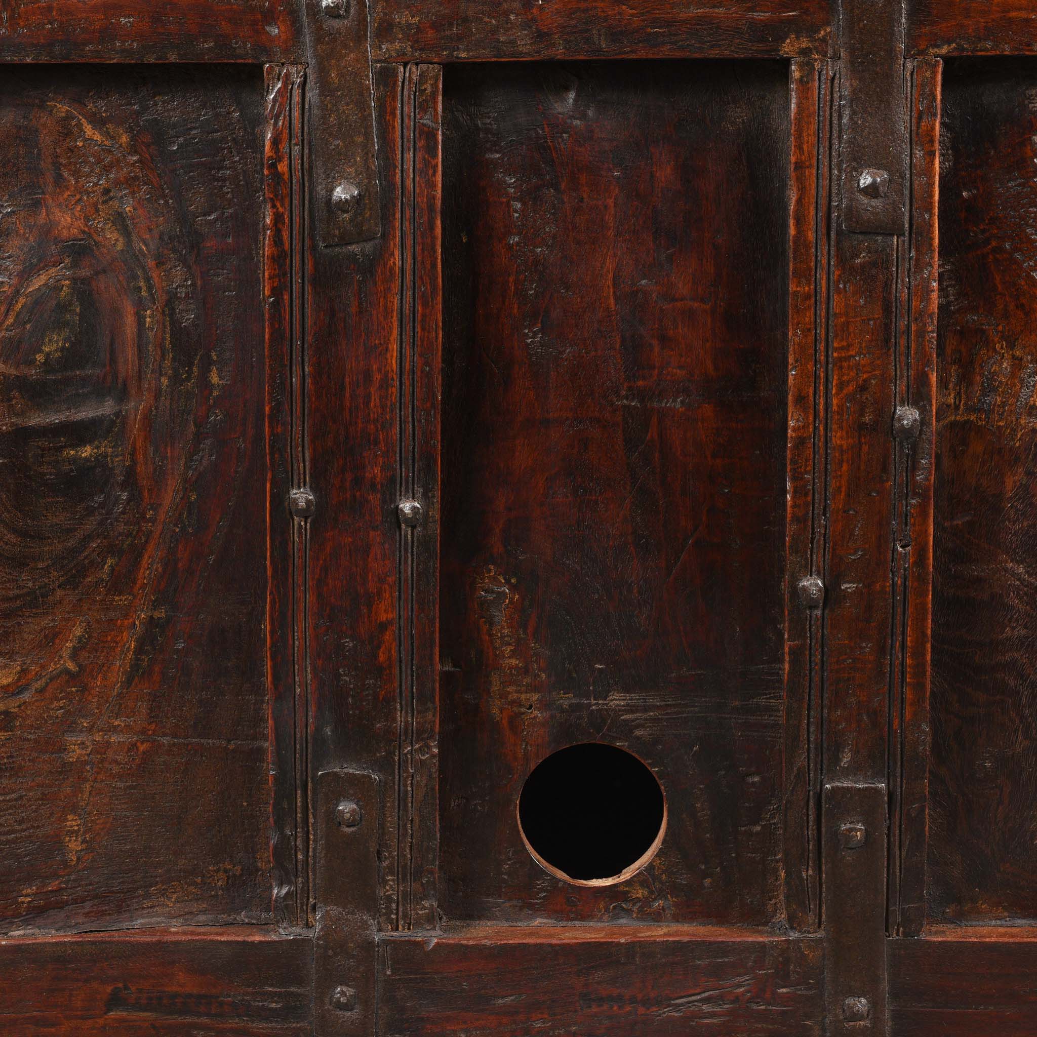 Manjus (Dowry Chest) From Banswara Tribal Region - 19thC - Image 13