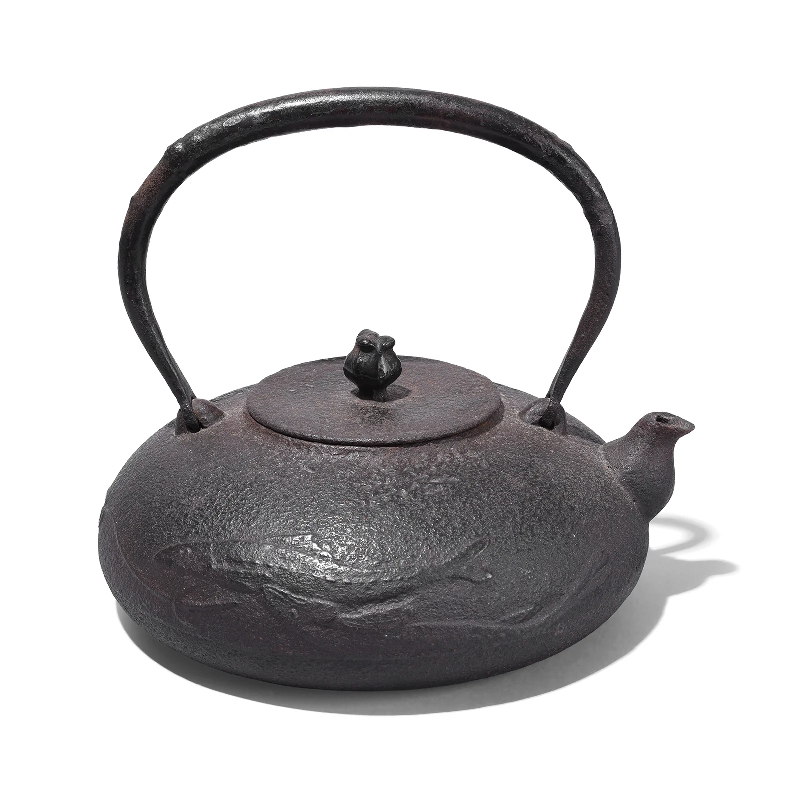 Edo Period Japanese Cast Iron Kettle with Bamboo Mats - Image 3