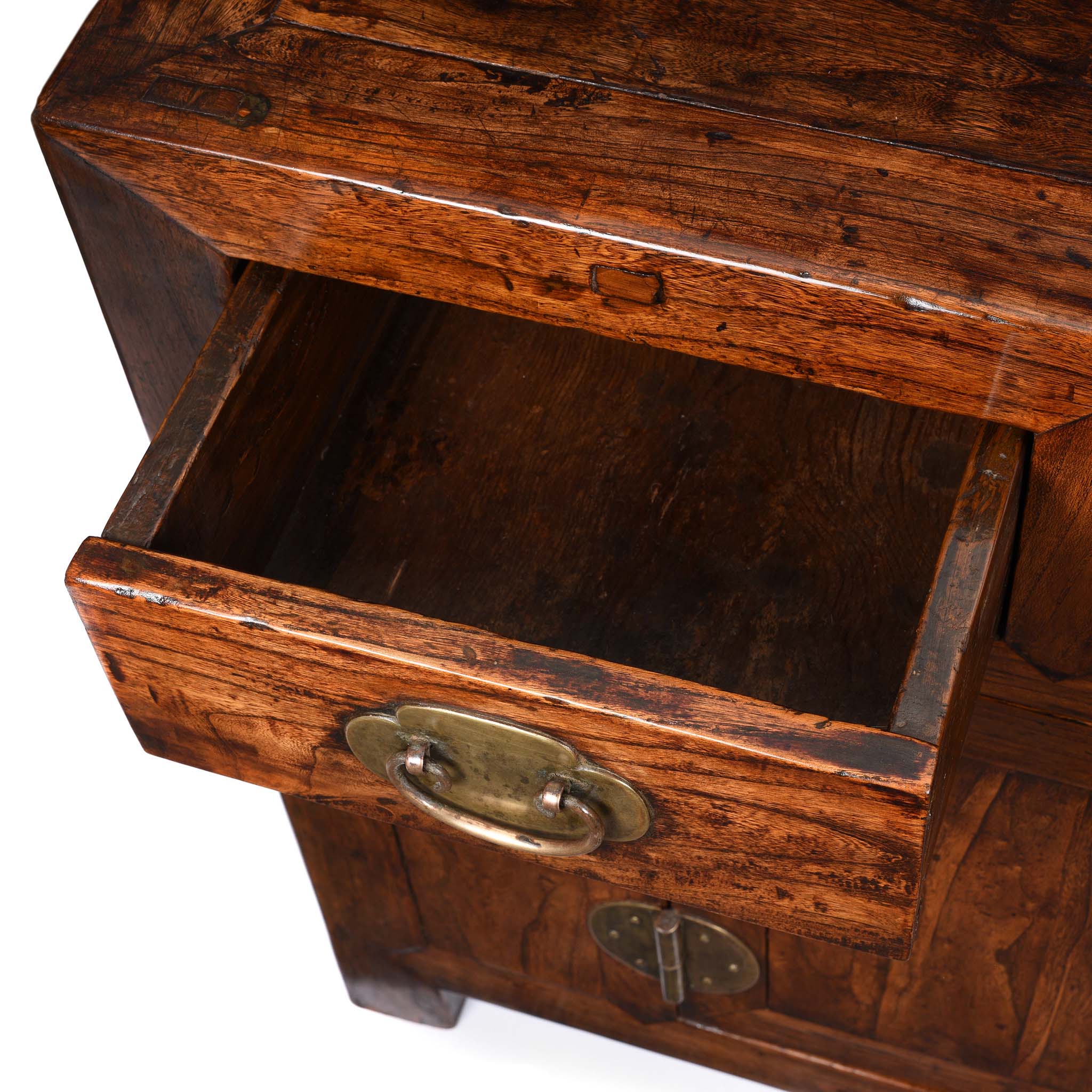 Elm & Catalpa Sideboard From Tianjin - 19thC - Image 6