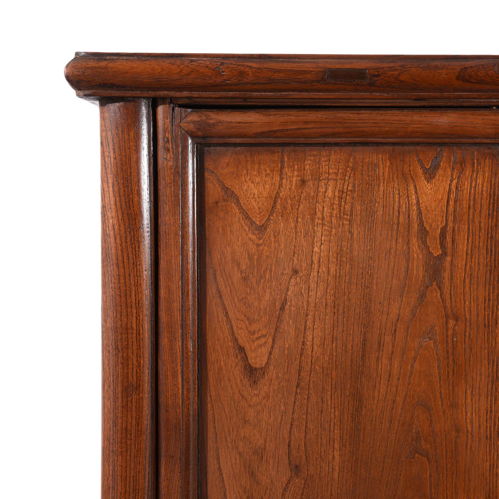 Elm Chinese Taper Cabinet From Shanxi - 19thC - Image 2