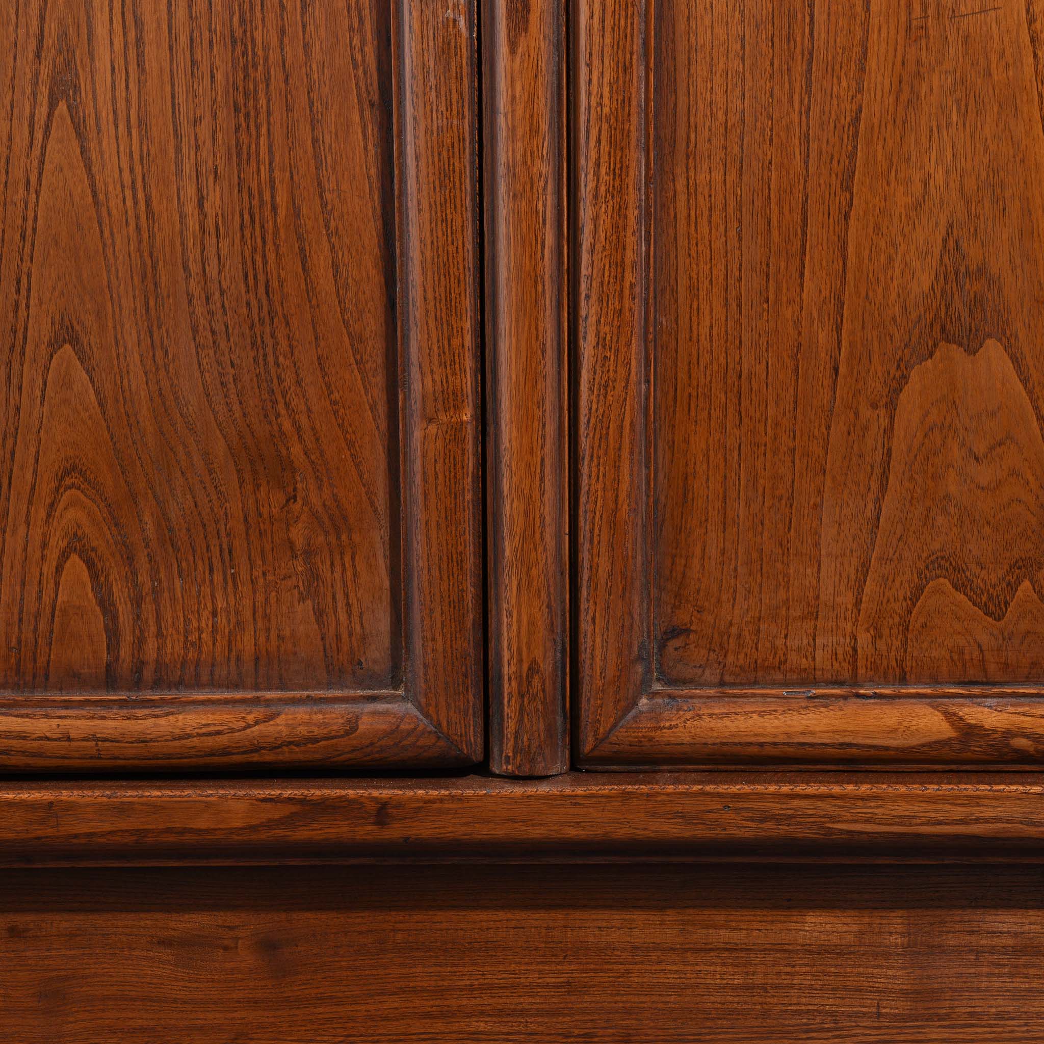 Elm Chinese Taper Cabinet From Shanxi - 19thC - Image 8