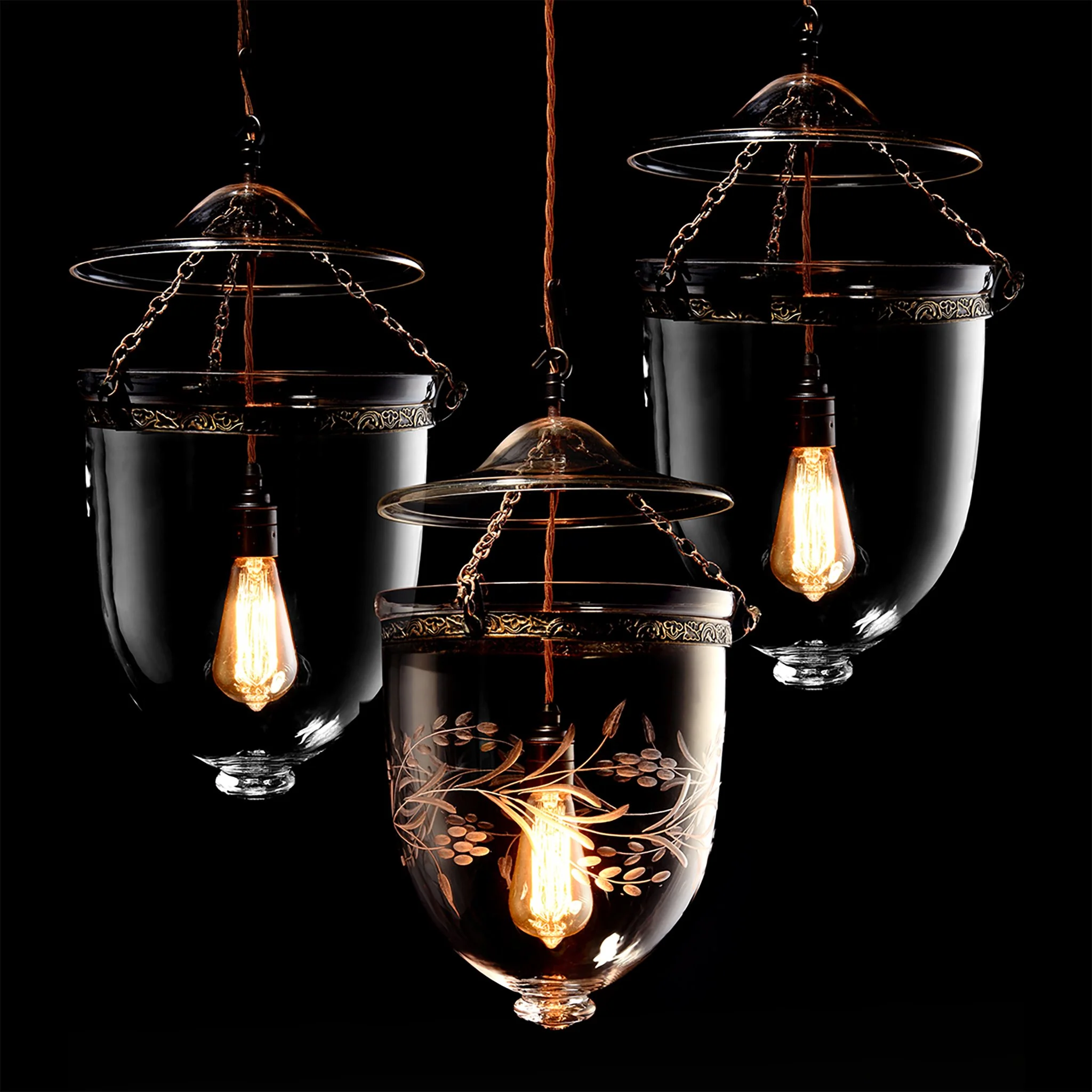Engraved Glass Hundi Lantern With Single Fitting - Image 3