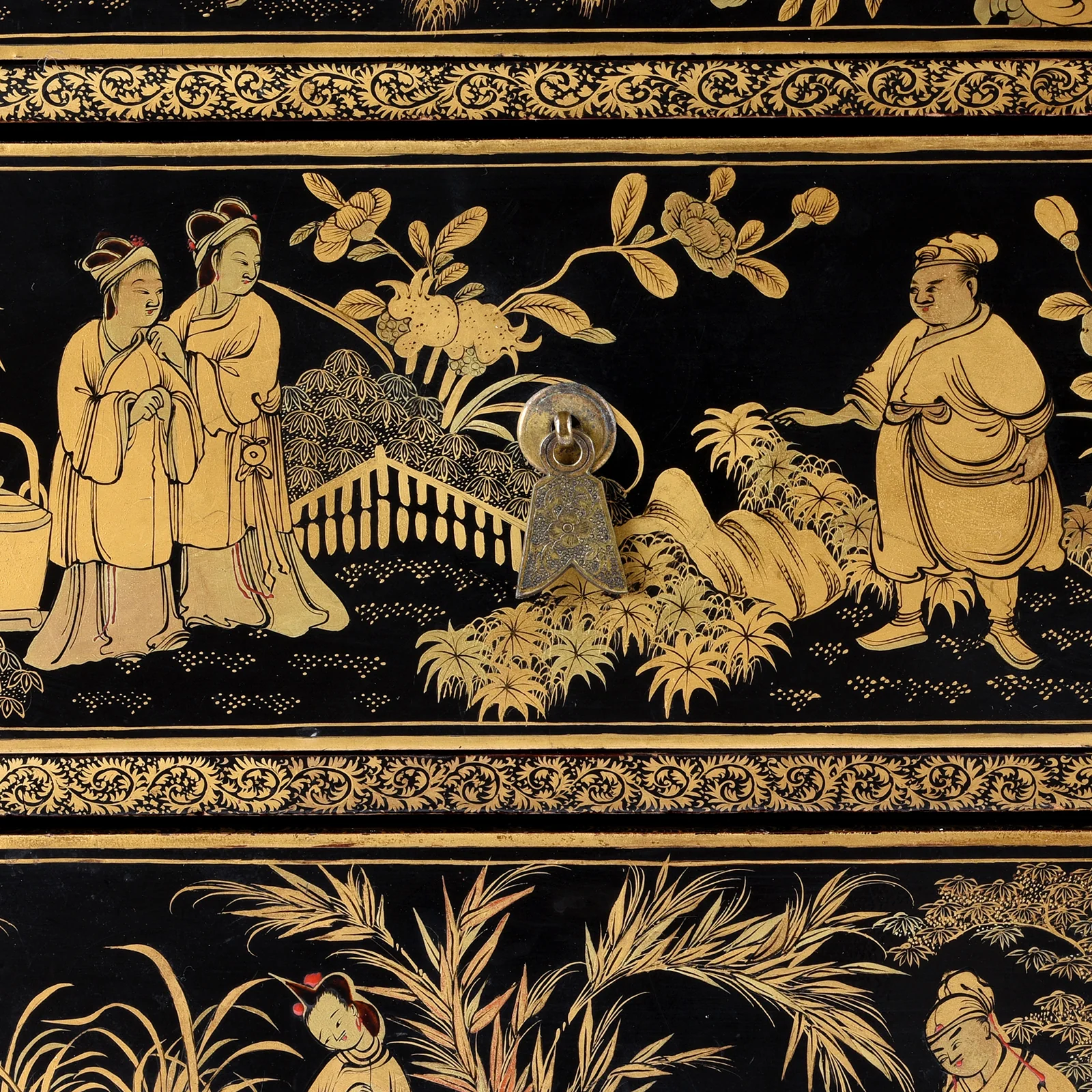 Gilt Black Lacquer Chinese Export Jewellery Cabinet - Early 19thC - Image 7