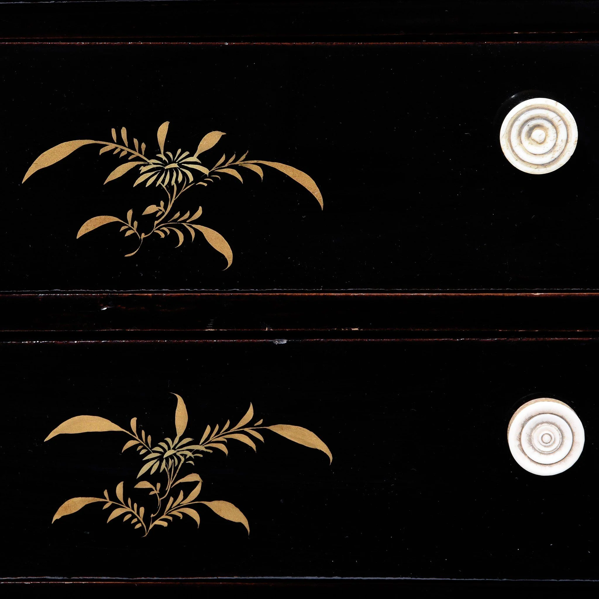 Gilt Chinese Black Lacquer Jewellery Cabinet - Early 19thC - Image 9