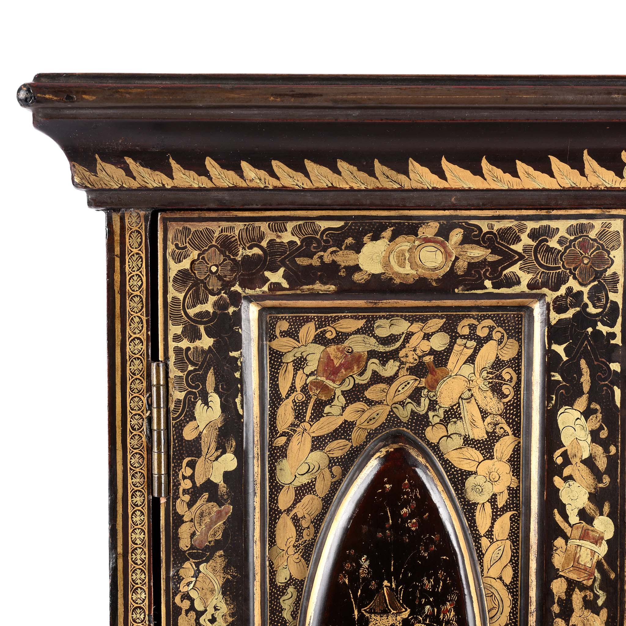 Gilt Black Lacquer Chinese Export Jewellery Cabinet - Early 19th Century - Image 4