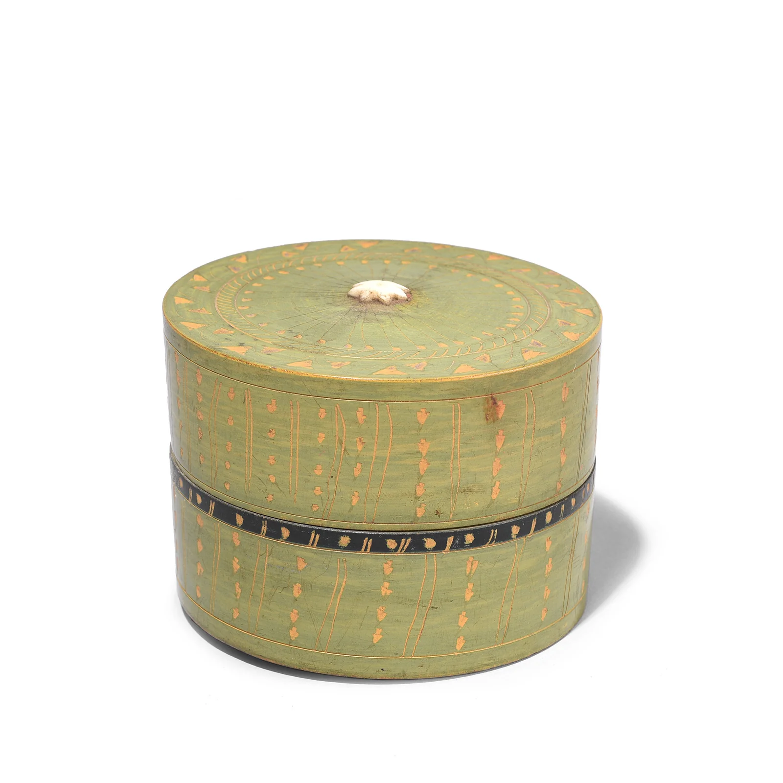 Green Lacquer Scratchwork Pot - Ca 1910