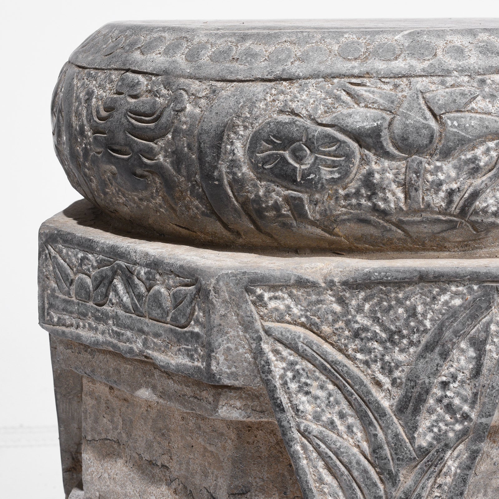 Blackstone Chinese Pillar Base - Image 2