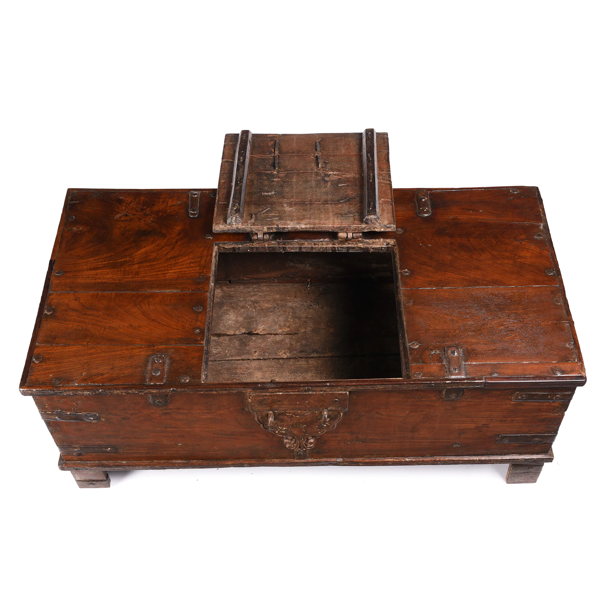 Iron Bound Indian Teak Chest From Gujarat - 18thC - Image 4