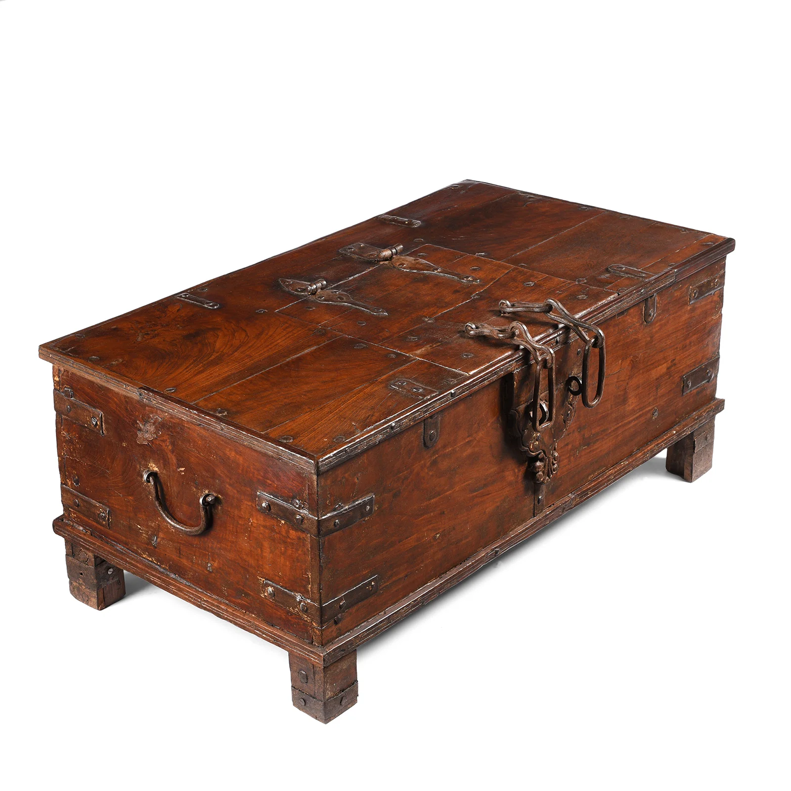 Iron Bound Indian Teak Chest From Gujarat - 18thC - Image 5