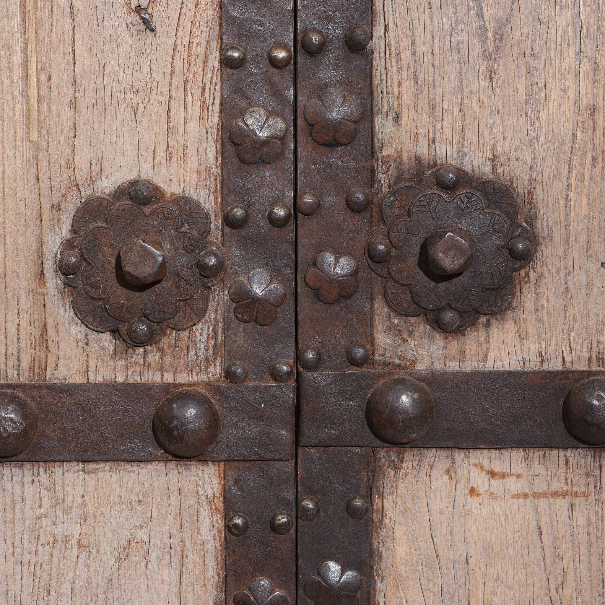 Iron Bound Elm Doors From Shanxi Province - 19thC - Image 3