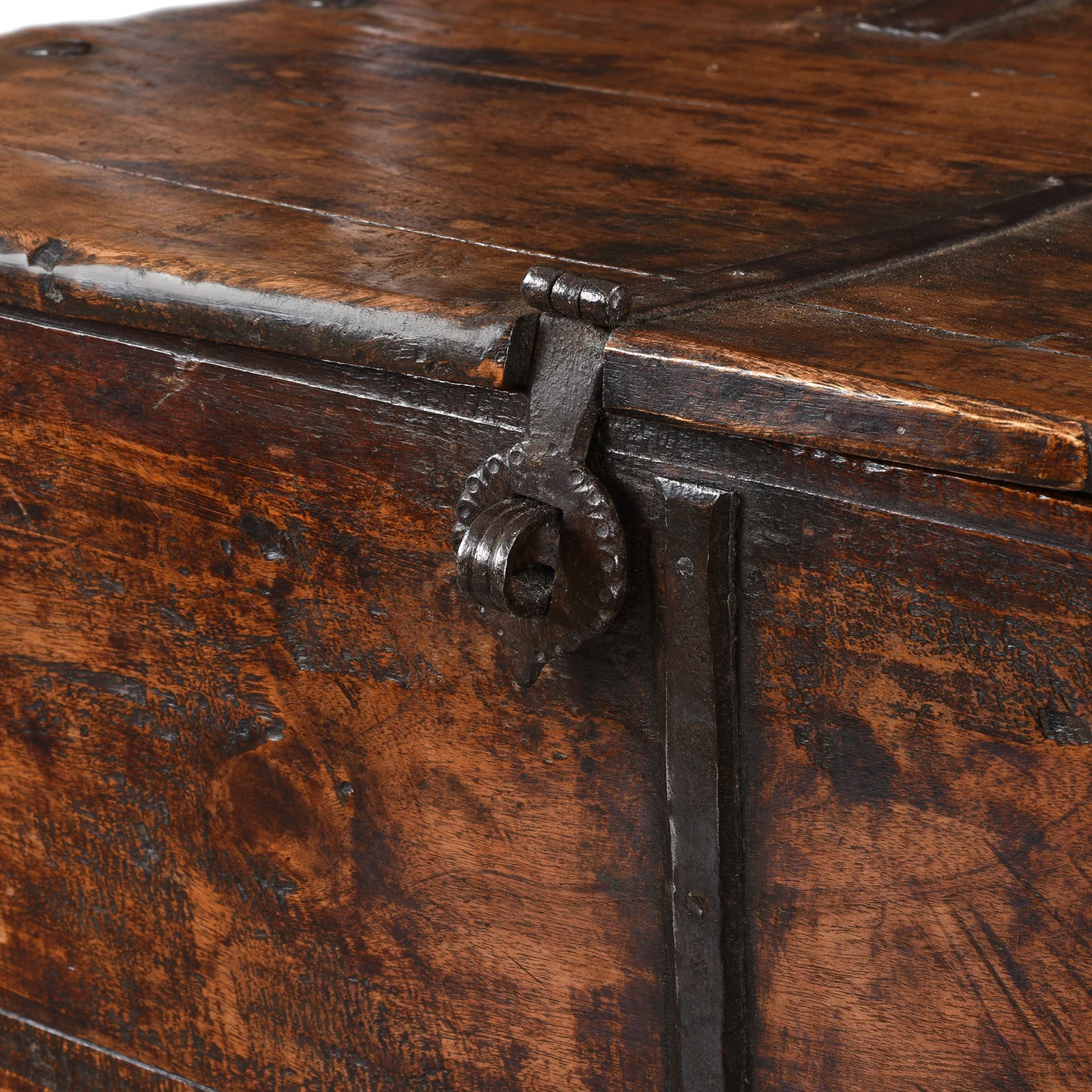 Iron Bound Teak Chest From Rajasthan - 19th Century - Image 3
