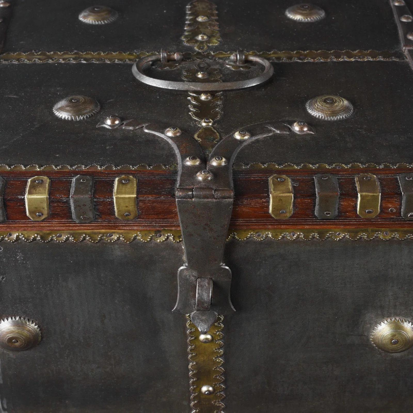 Iron Clad Merchants Box From Shekhawati - 19th Century - Image 3