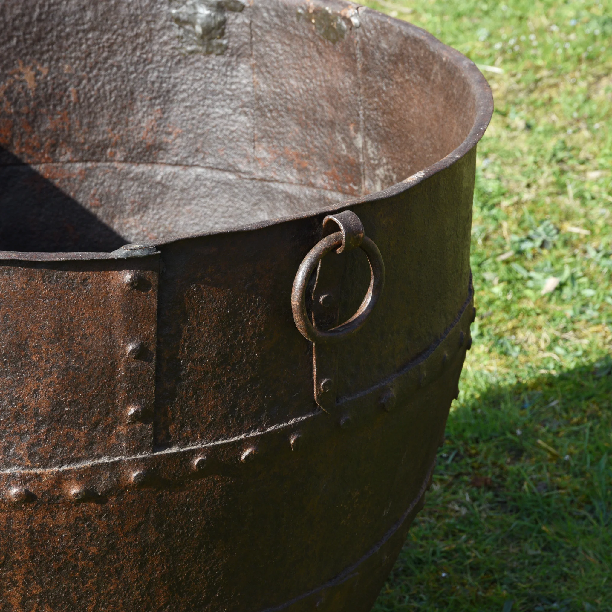 Iron Indian Planter From Rajasthan - 19thC - Image 2