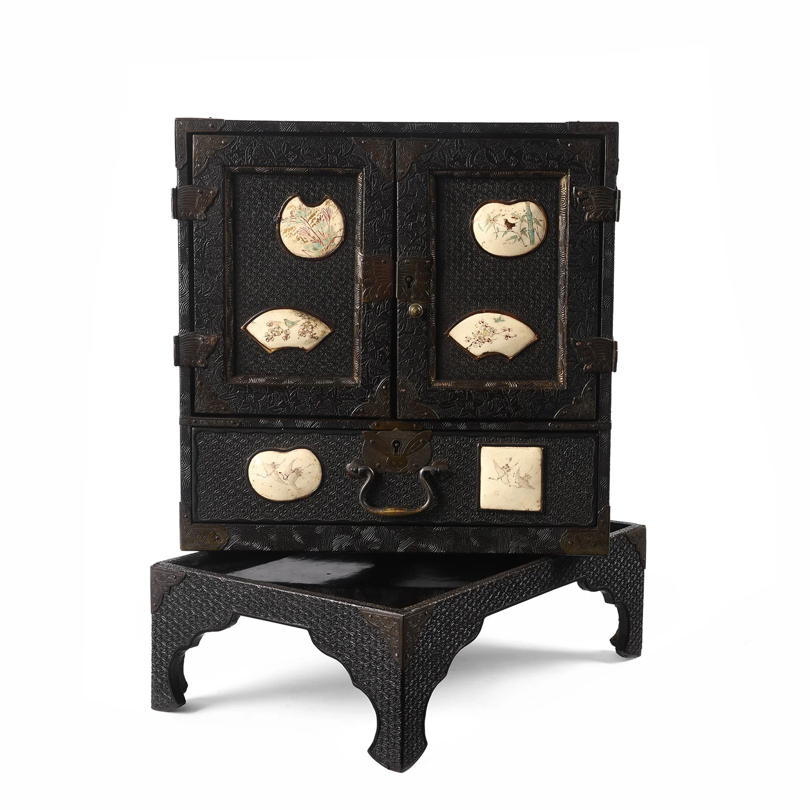 Japanese Black Lacquer Kodansu Jewellery Cabinet - Meiji Period - Image 10