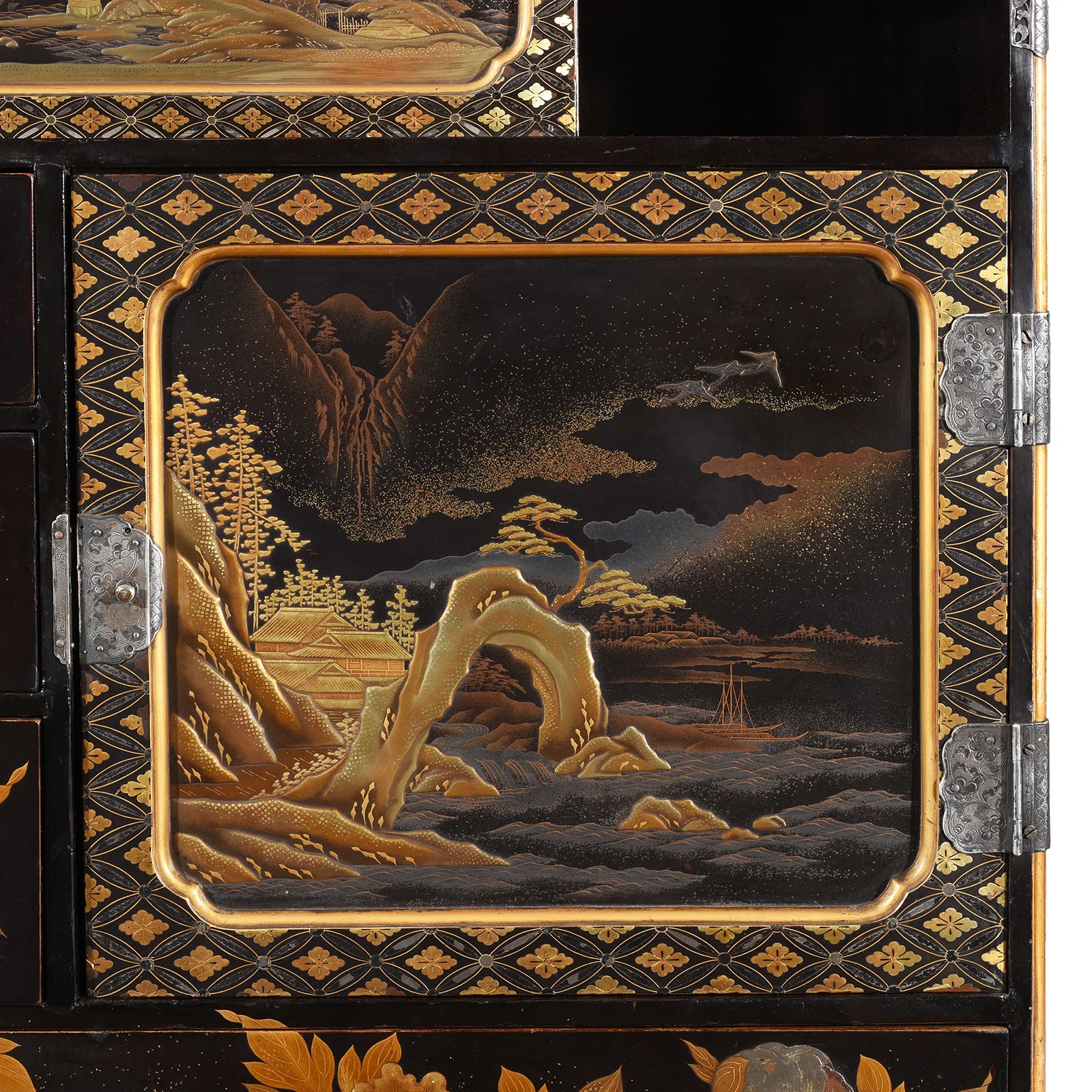 Japanese Gilt Lacquer Kodansu Jewellery Cabinet - Meiji Period - Image 3