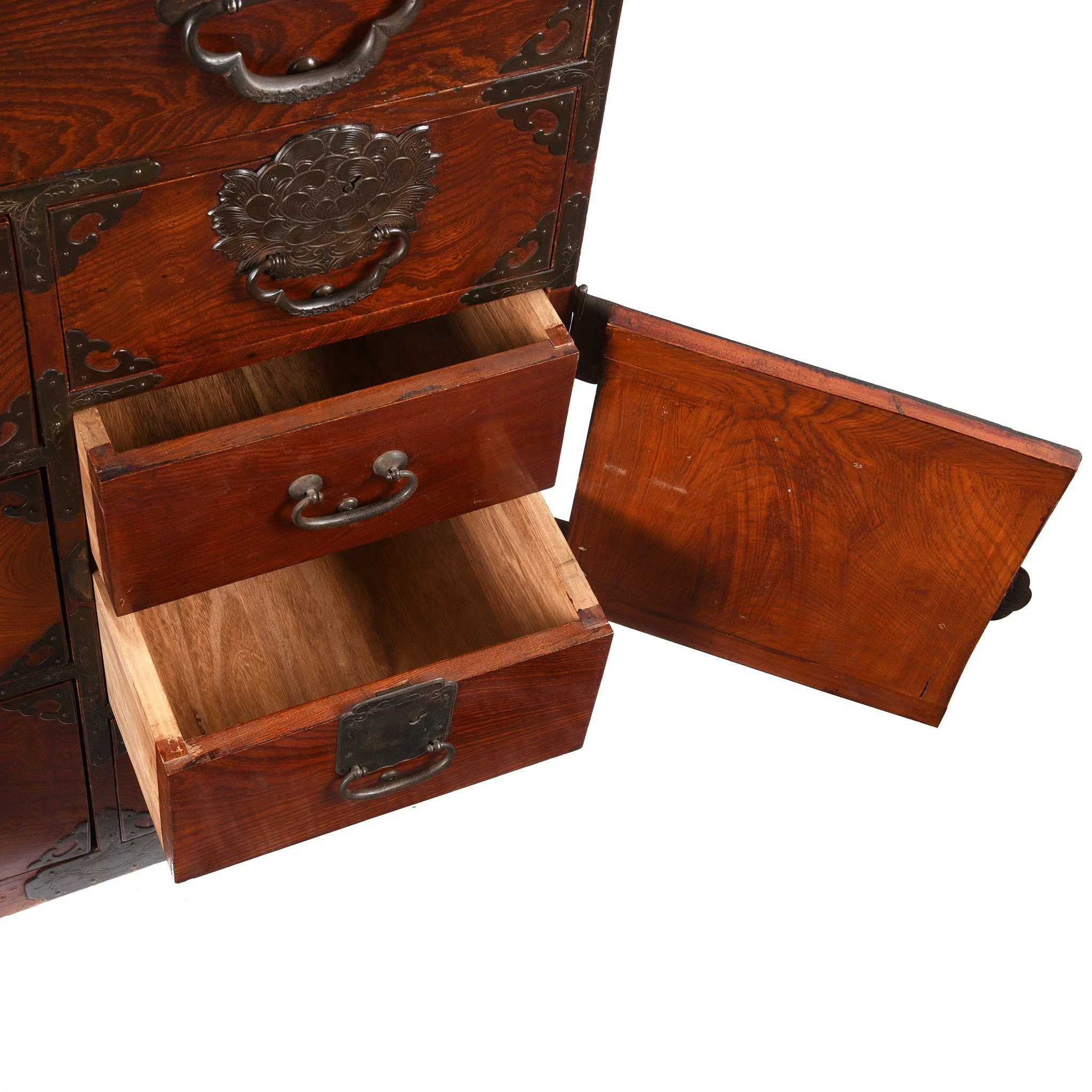 'His & Hers' Isho Dansu from Sendai Province - Late 19thC - Image 11