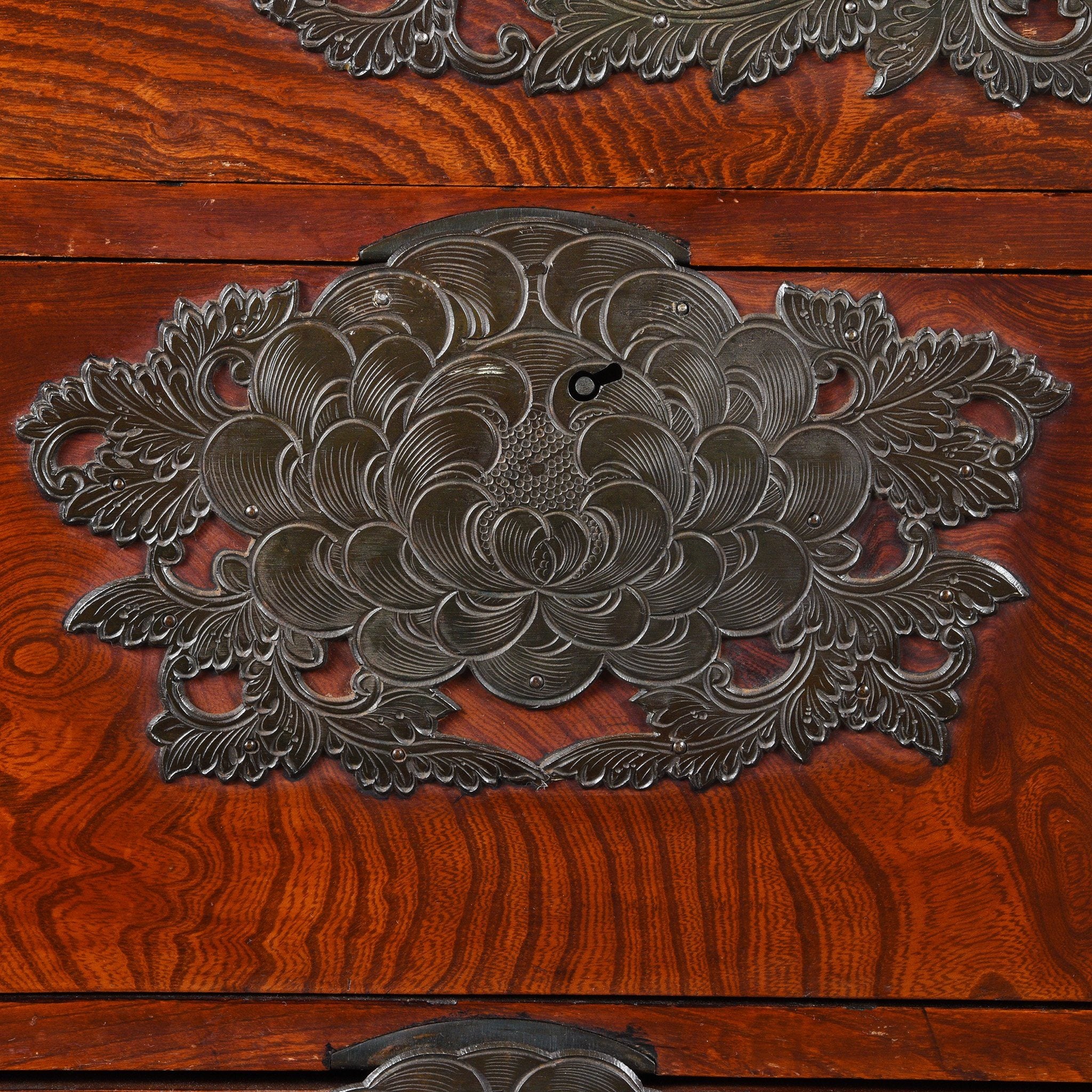 'His & Hers' Isho Dansu from Sendai Province - Late 19thC - Image 5
