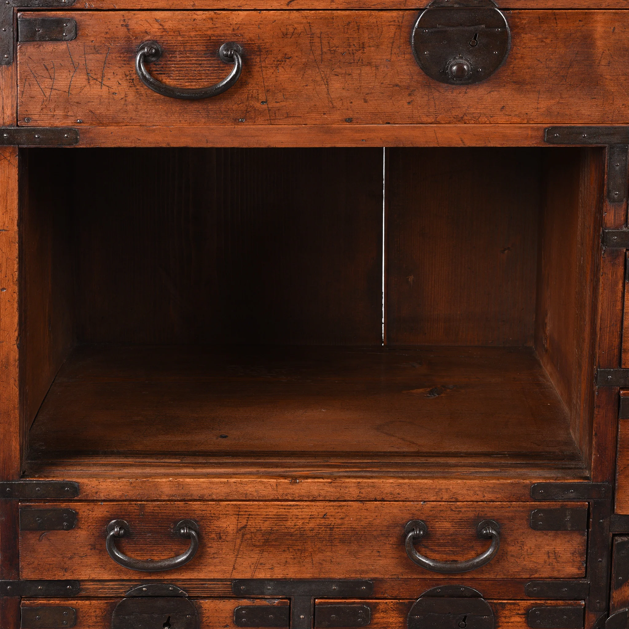 Japanese Side Tansu - Edo Period - Image 7
