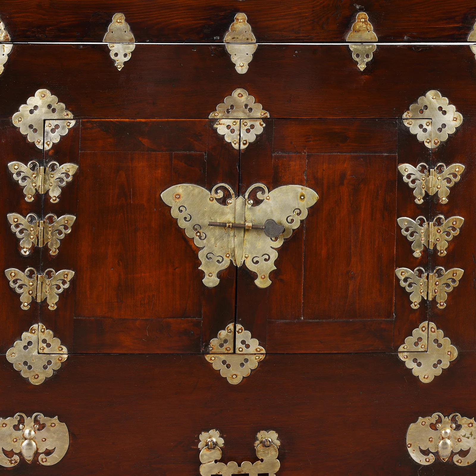 Korean Ich Un Nong Butterfly Cabinet - Ca 1910 - Image 6