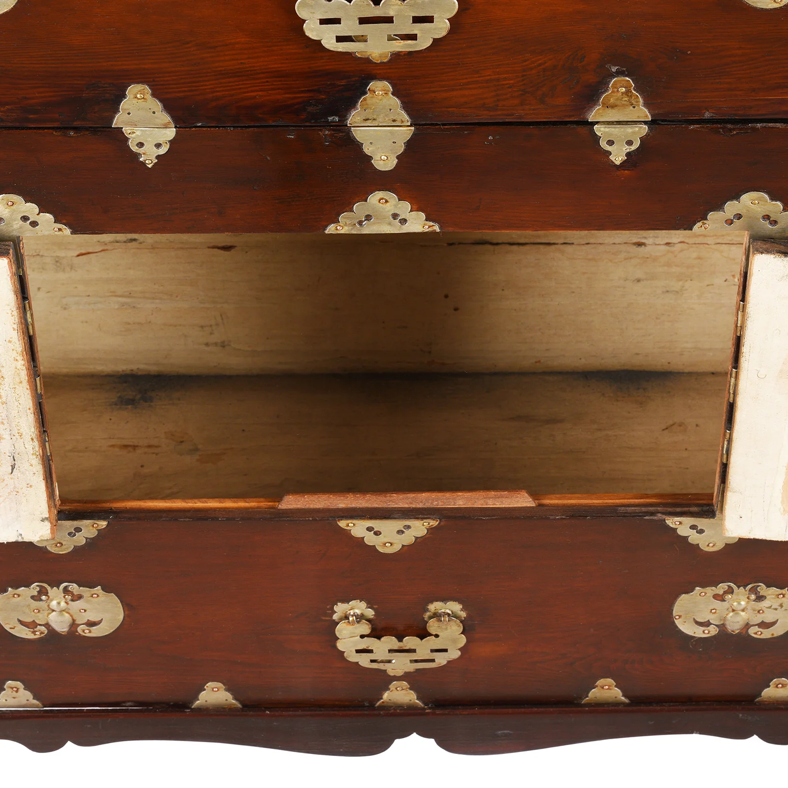 Korean Ich Un Nong Butterfly Cabinet - Ca 1910 - Image 9