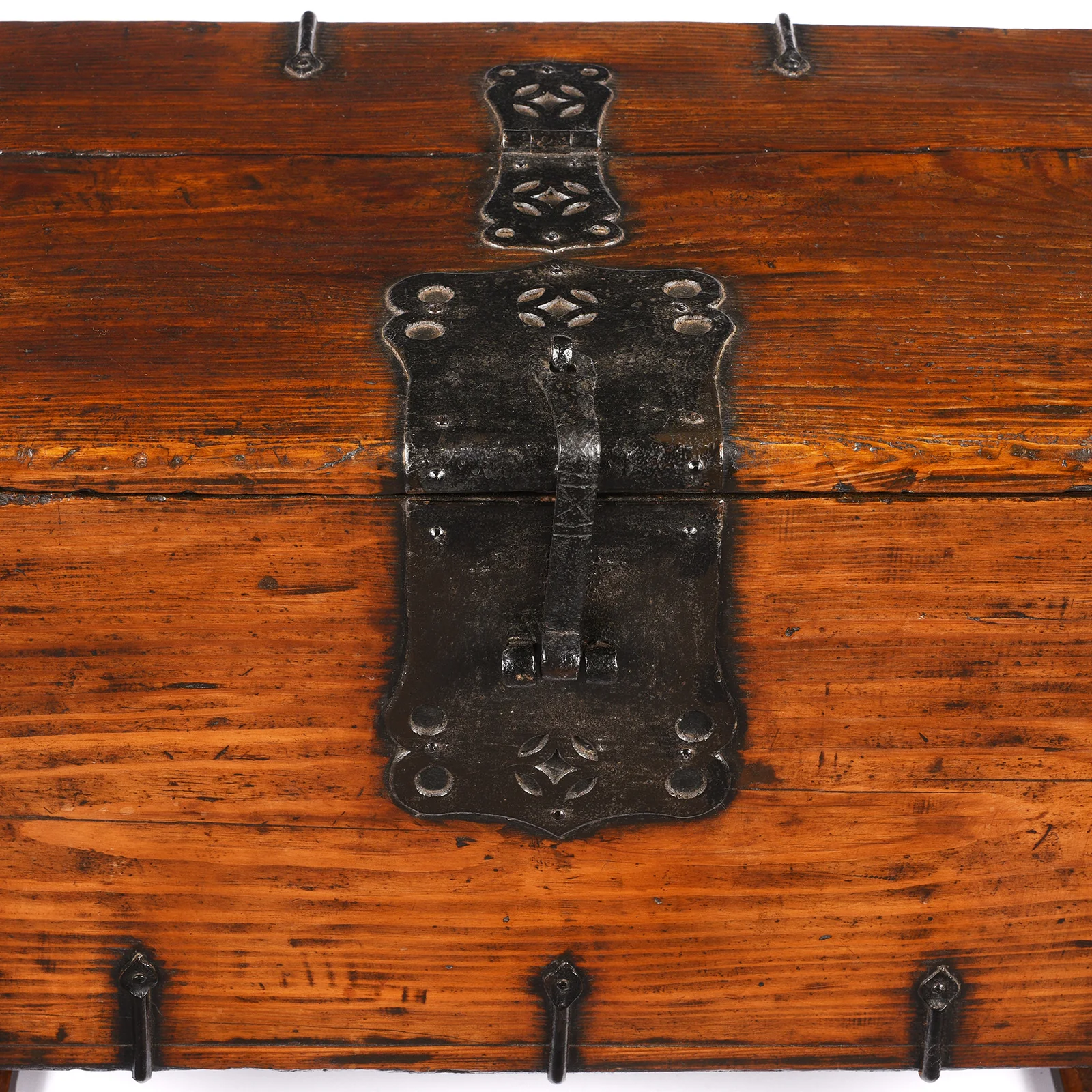 Korean Ton Kwe Coin Chest (With Later Stand) - Ca 1920 - Image 6