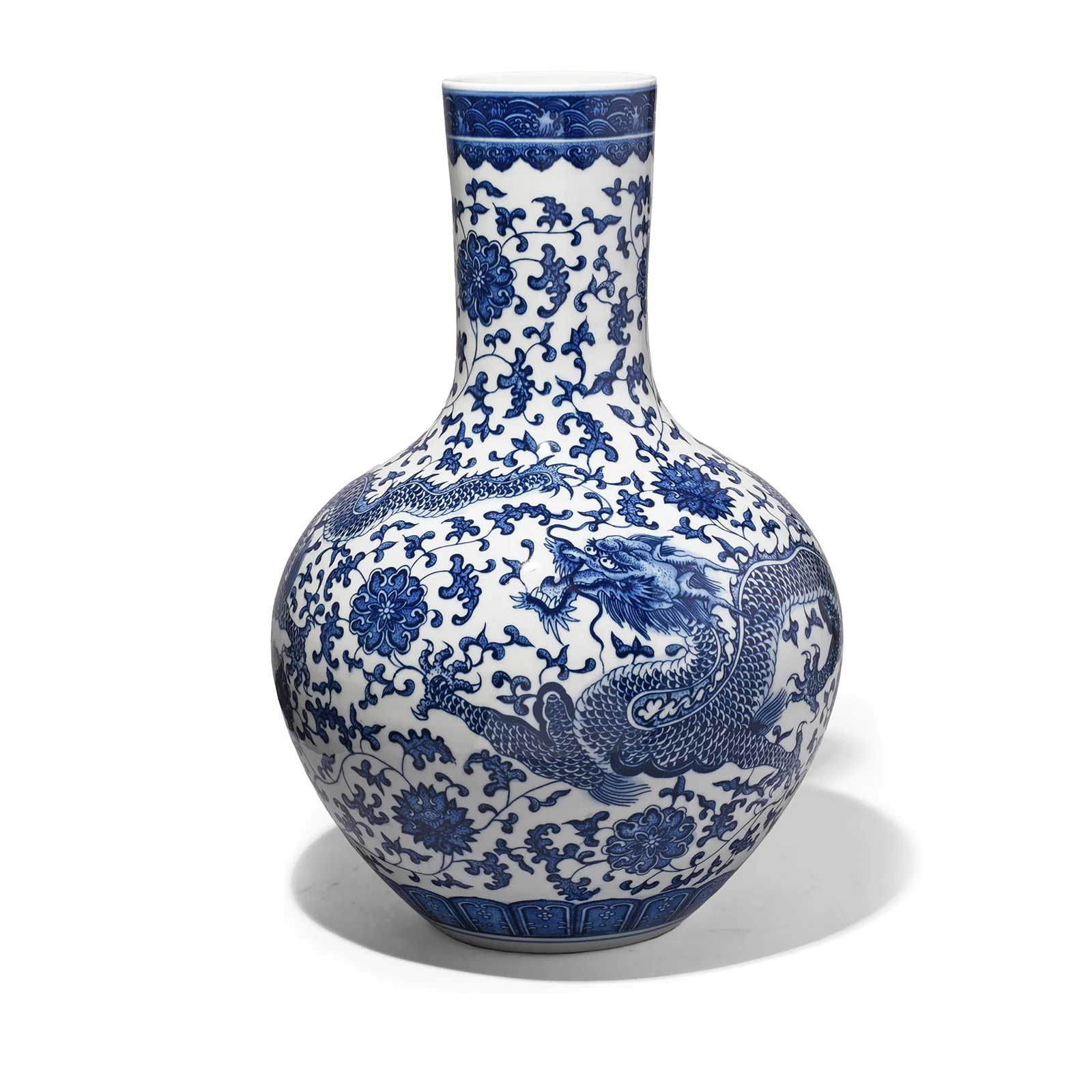 Large Blue & White Porcelain Tianqiuping Vase - Dragons - Image 3