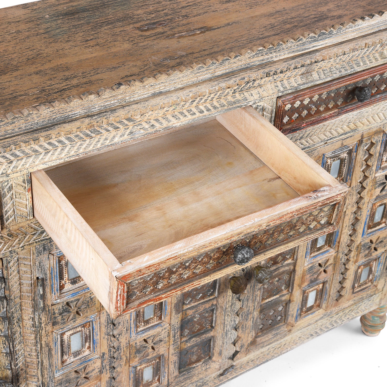 Damchiya Style Long Sideboard - Image 6
