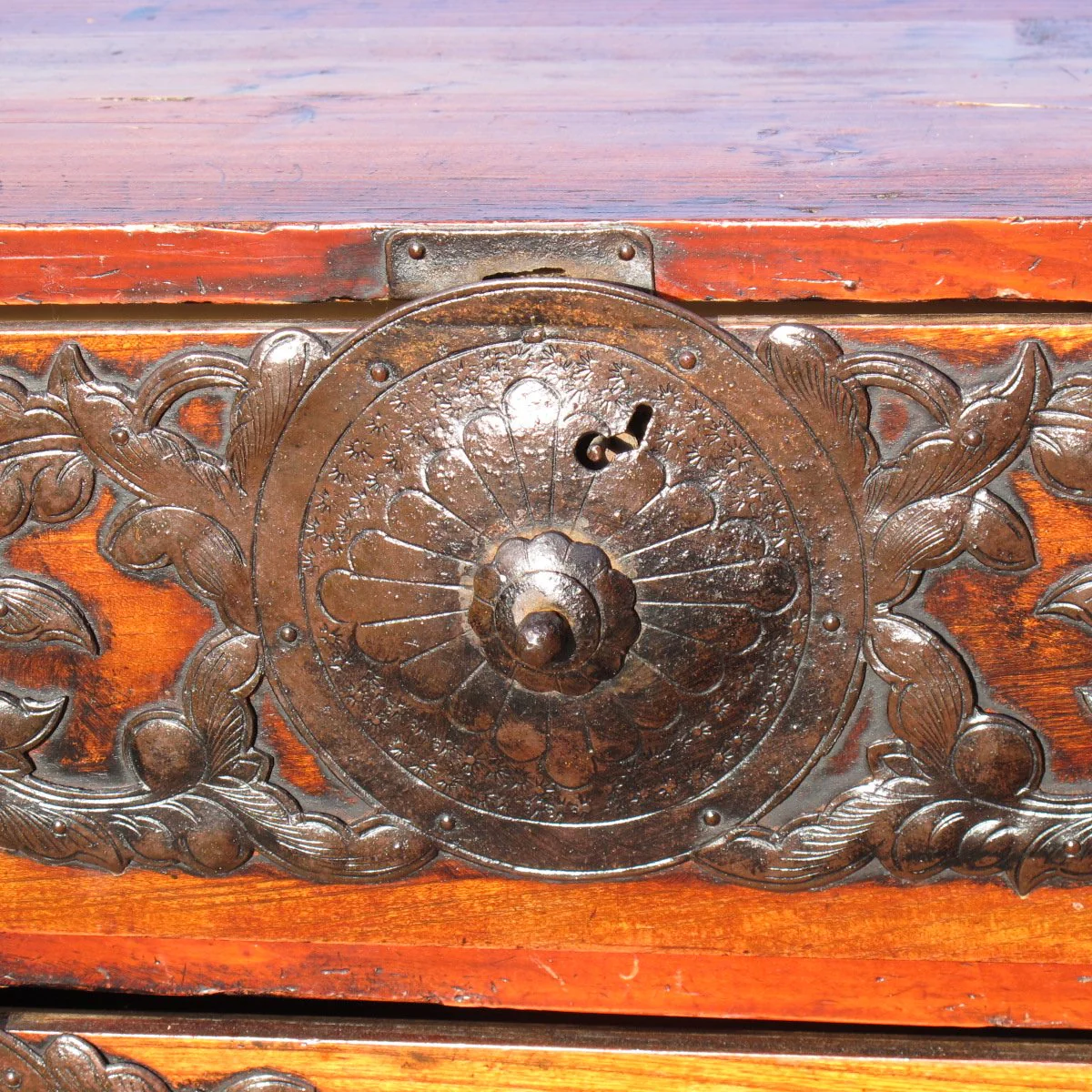 Isho Dansu from Sendai Province - 19thC - Image 3