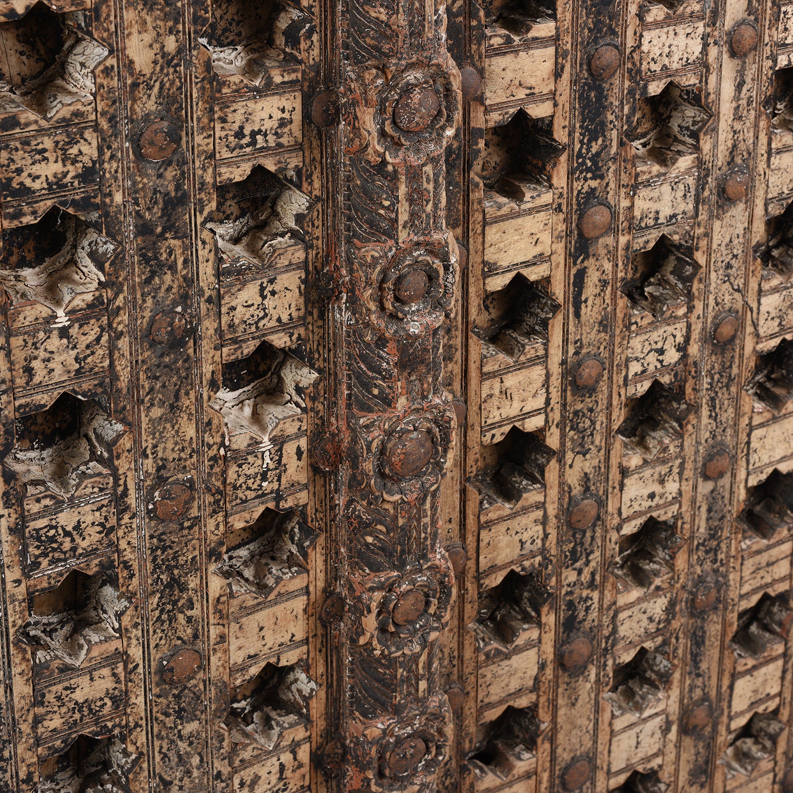 Mughal Style Carved Indian Door From Madhya Pradesh - 18thC - Image 6