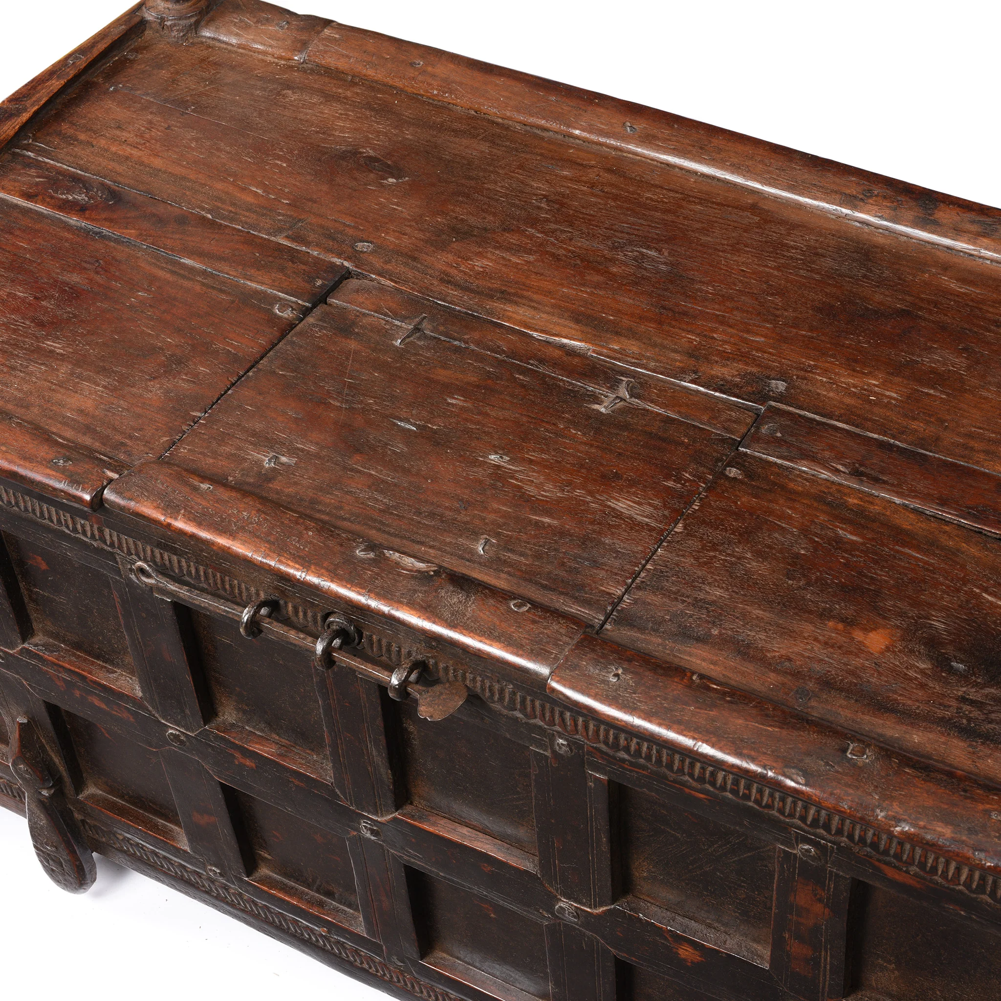 Nepalese Chest From Tribal Temang - 19thC - Image 6