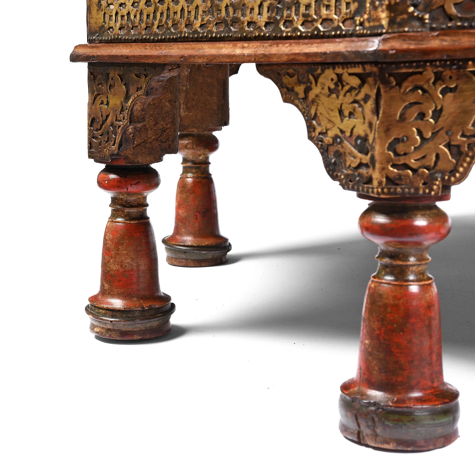 Octagonal Bajot Low Prayer Table From Shekhawati - 19thC - Image 4