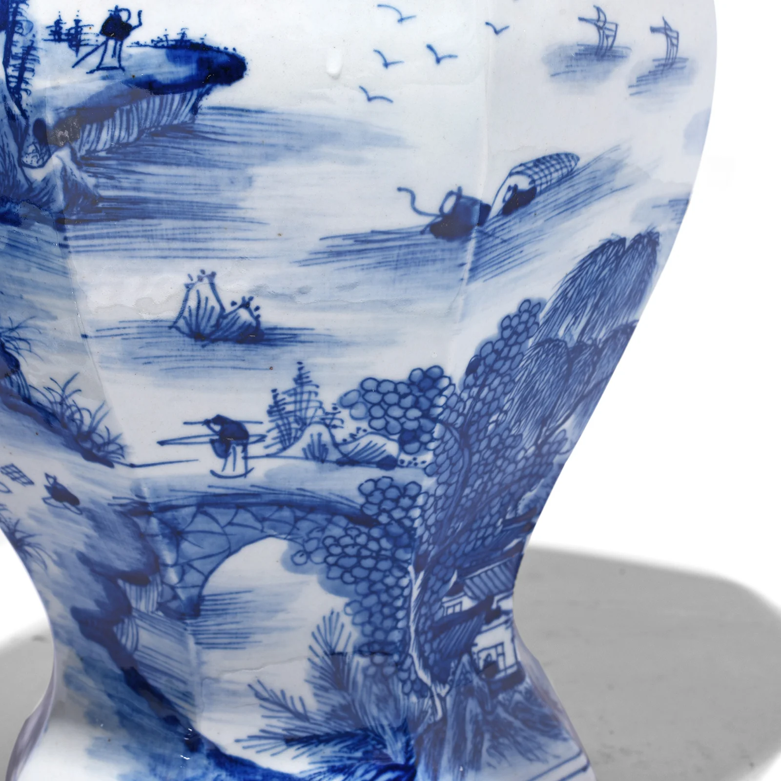 Octagonal Blue & White Porcelain Temple Jar - Khangai Mountains - Image 4